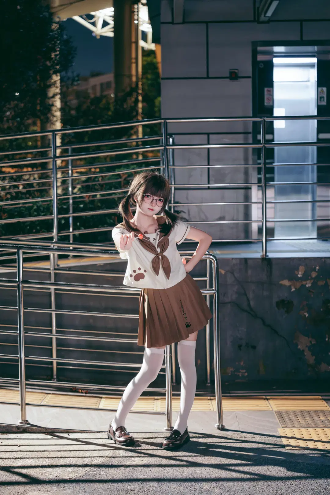 JK uniform, White stockings, Night portrait, Sony A7M5, Photoshoot in the rain