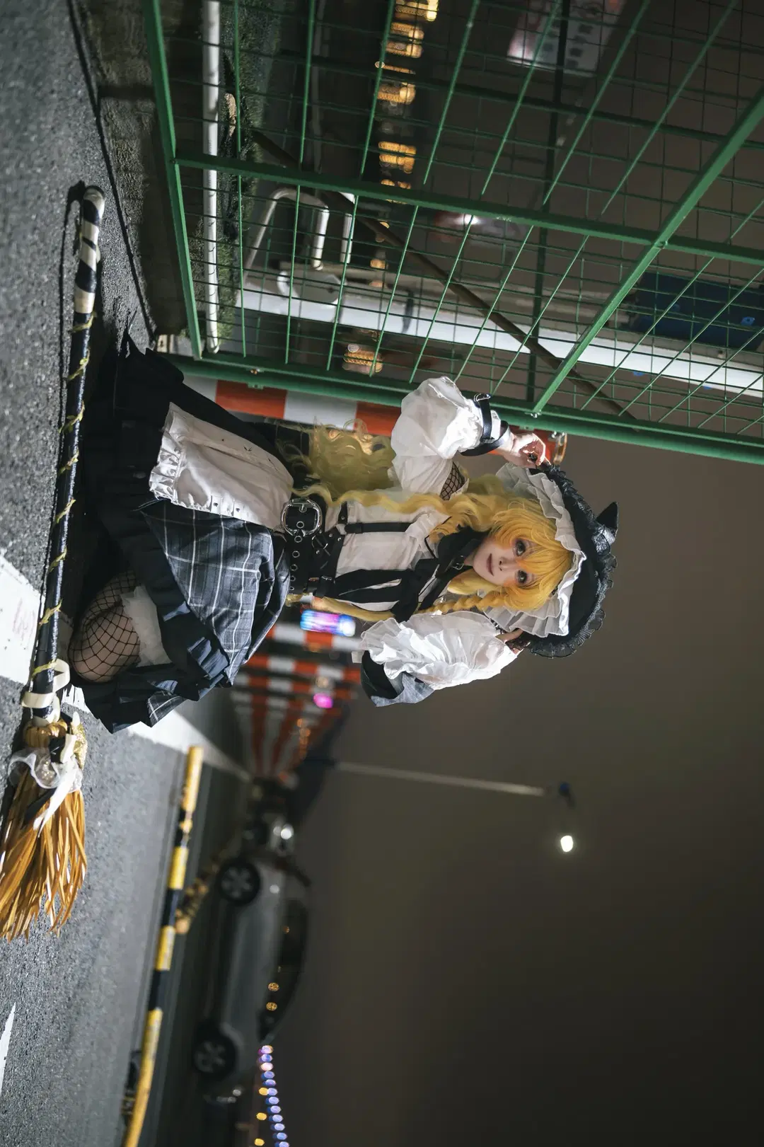 [Marisa cosplay] Touhou Project's Magician Under the Night Sky by 云间glow - Image 3