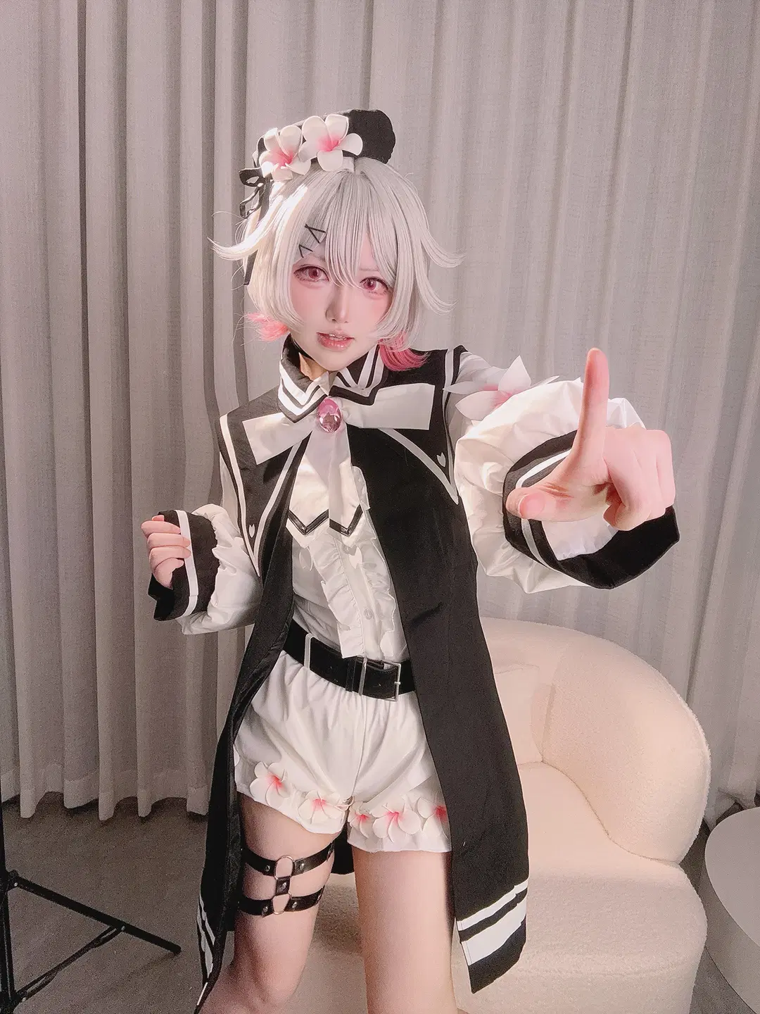 【樱羽艾玛cos】魔法少女的魔女审判，乖孩子艾玛的纯洁与疯狂 - 一织犬 - 第3张