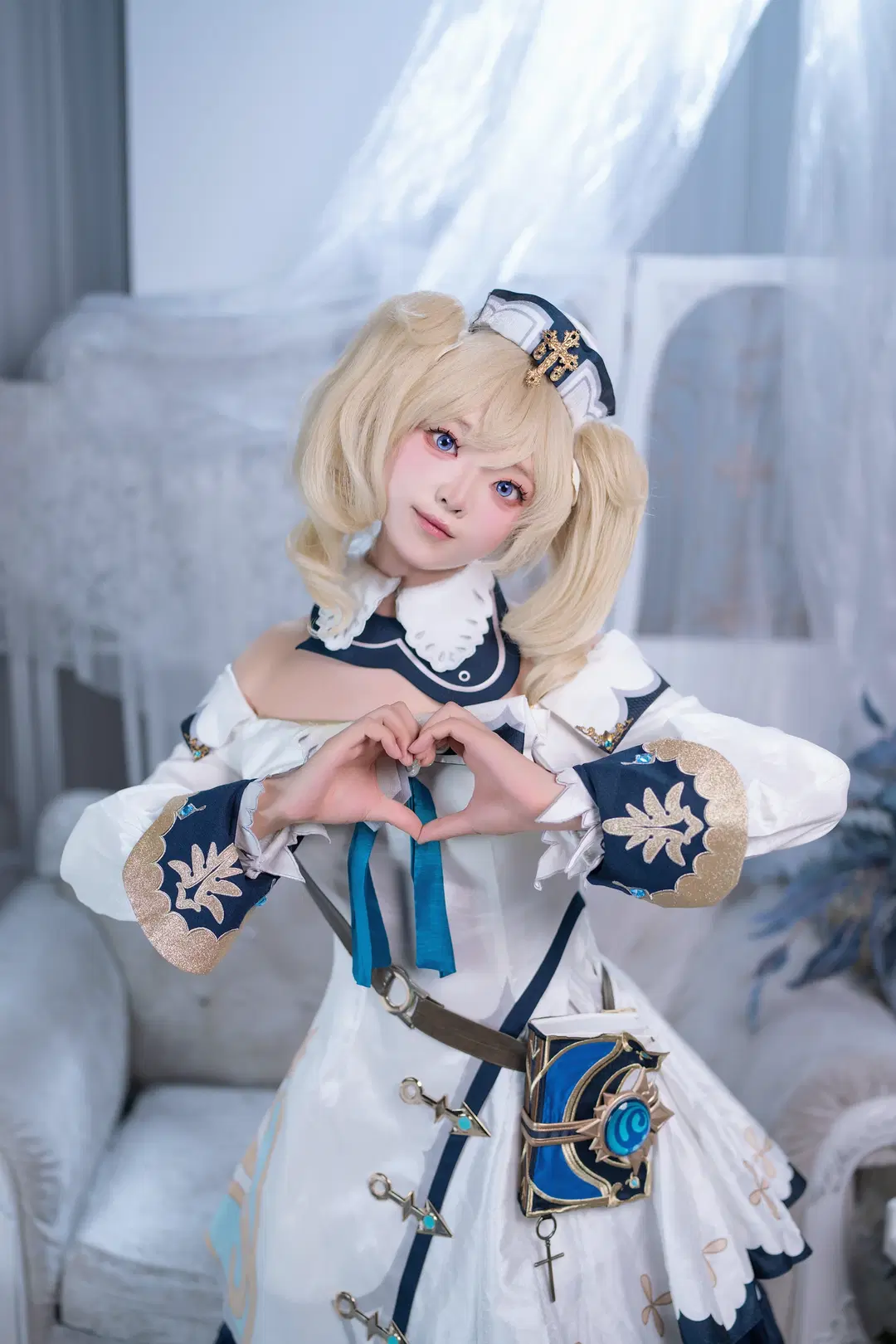 【芭芭拉cos】原神蒙德偶像的双场景生日写真 - 玛哈布芙达音 - 第2张