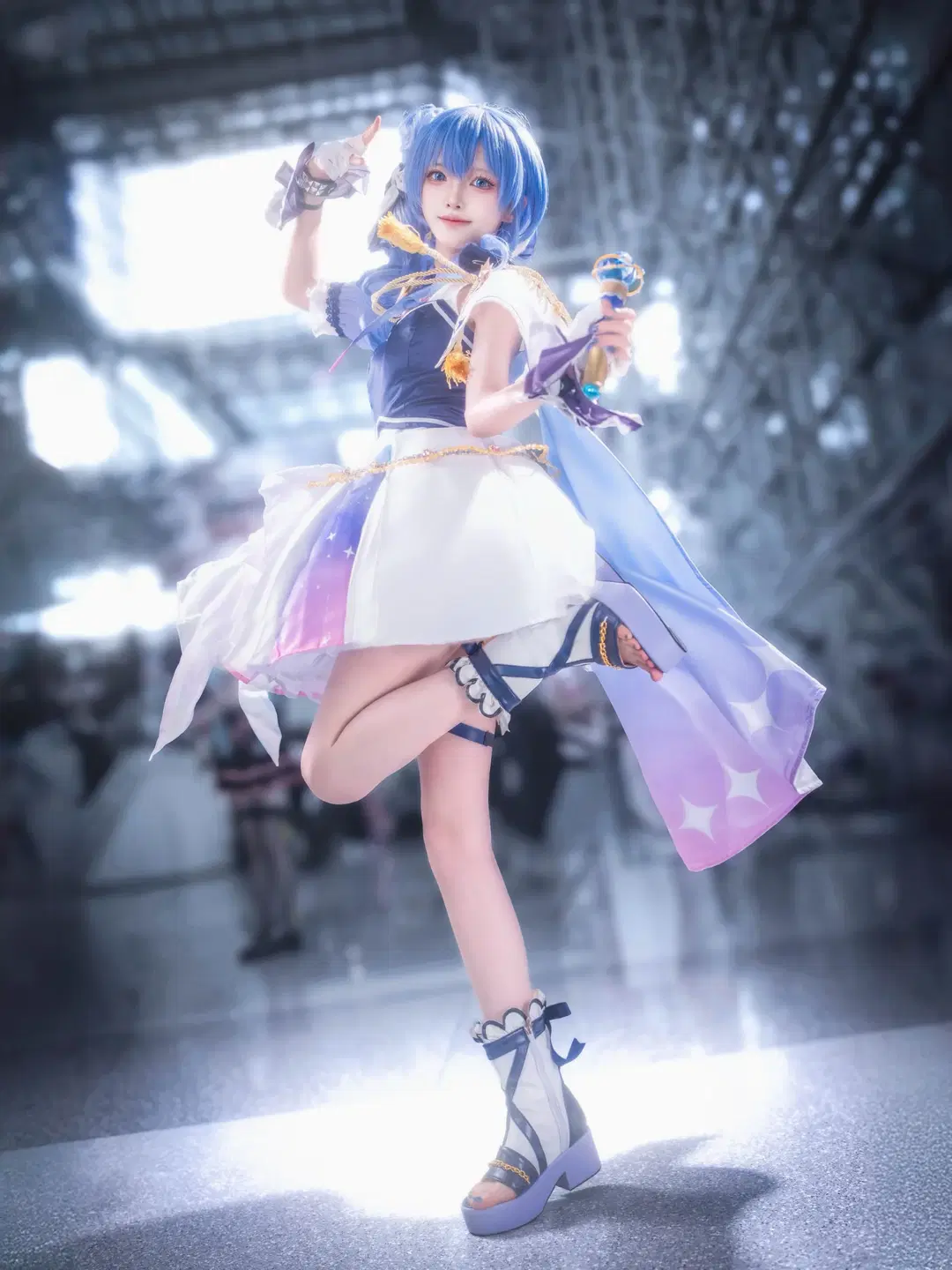【星街彗星cos】藍髮星空魔法少女的漫展場照記錄 - 汐纸纸 - 第2張