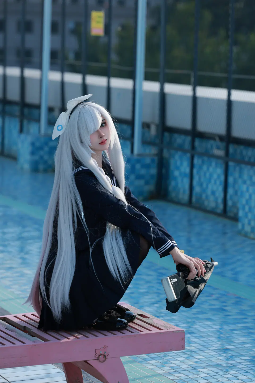 【プラナ コスプレ】『ブルーアーカイブ』屋上ポートレート：青と白が交差する光の時間 - 下水道老鼠 - 3枚目