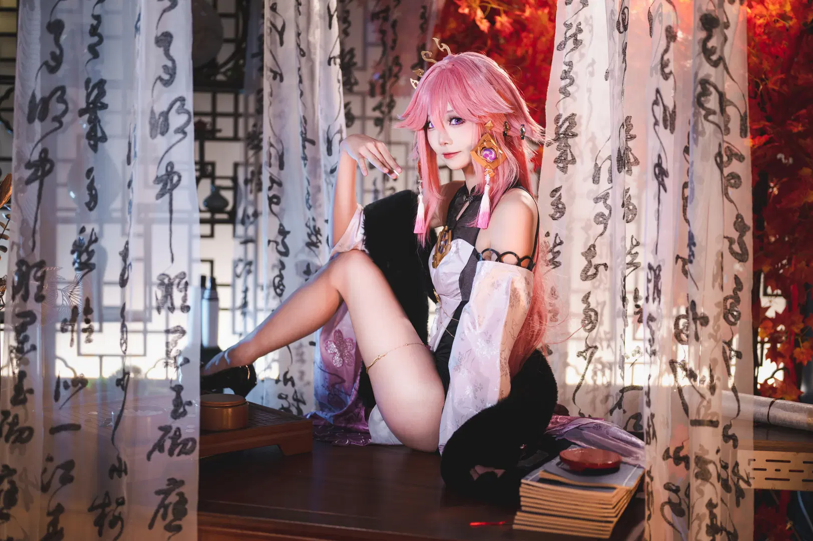 [Yae Miko cosplay] If Miko Were in Liyue: Finally Sharing This Long-Shelved Set by 艾西Aiwest - Image 7