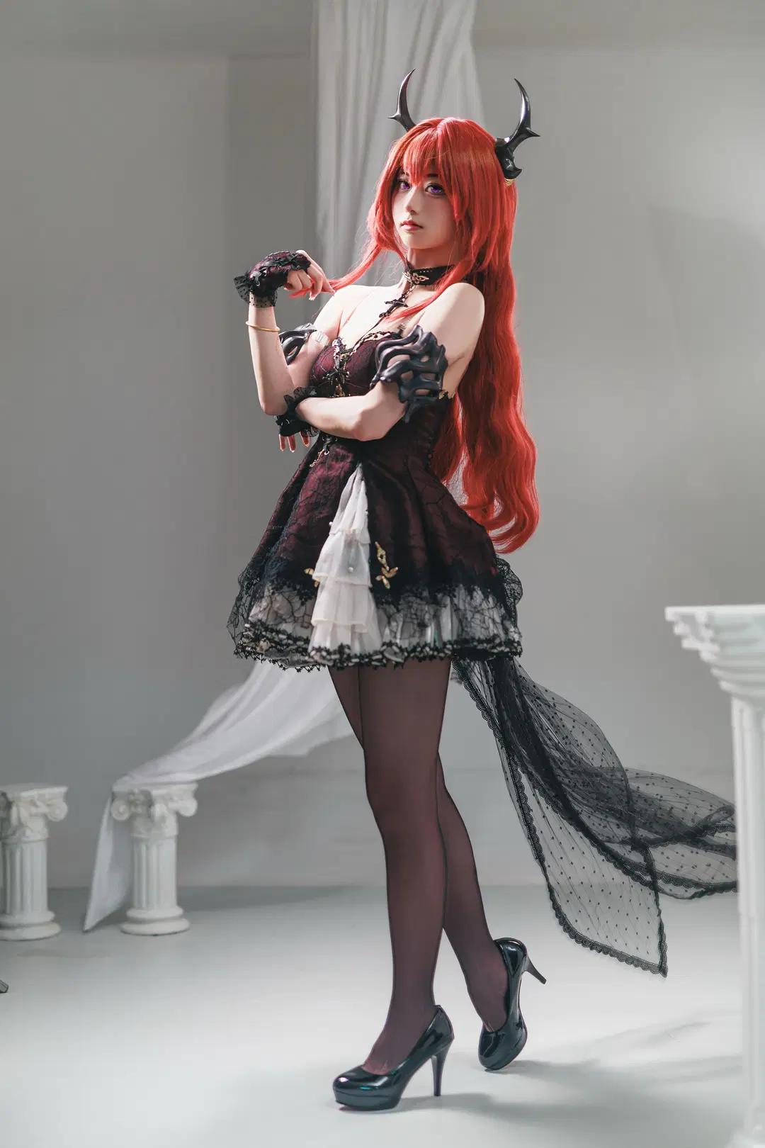 アークナイツ, スルト コスプレ, 二次元コスプレ, 同人コスプレ, 黒ストッキングコスプレ