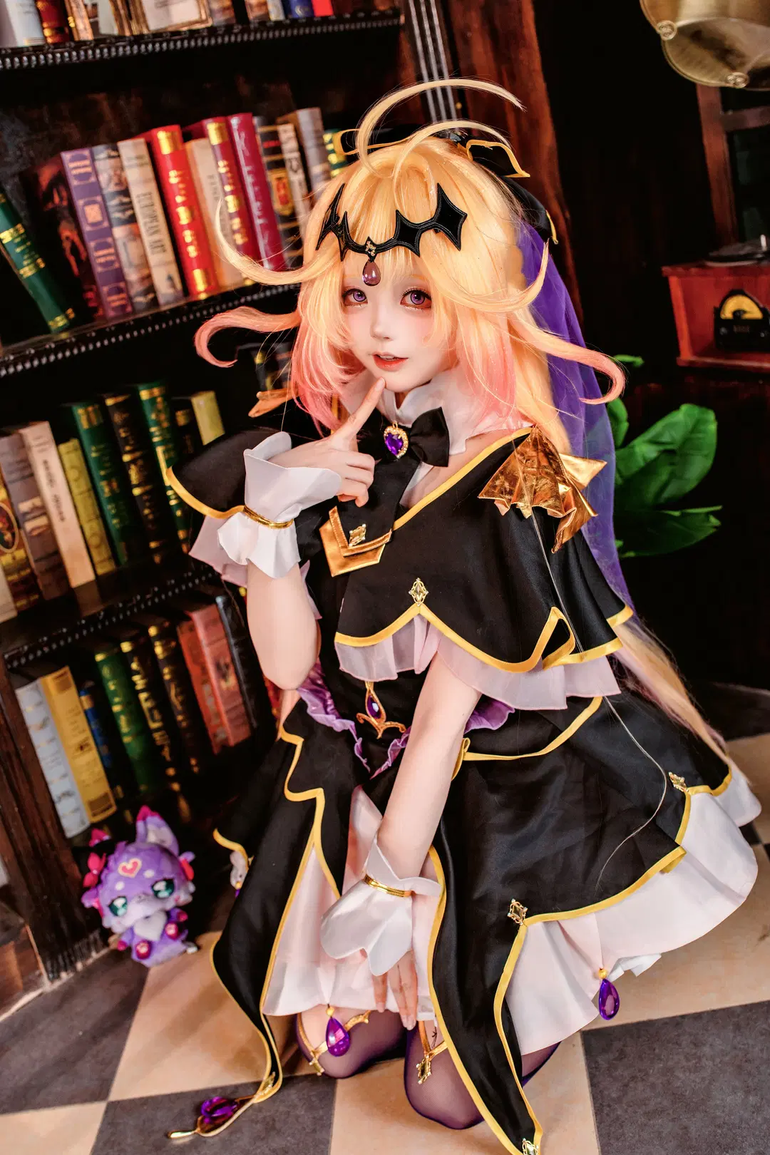 【森亜るるか コスプレ】『名探偵プリキュア！』のレトロな書斎での冒険 - 捌yeah - 2枚目
