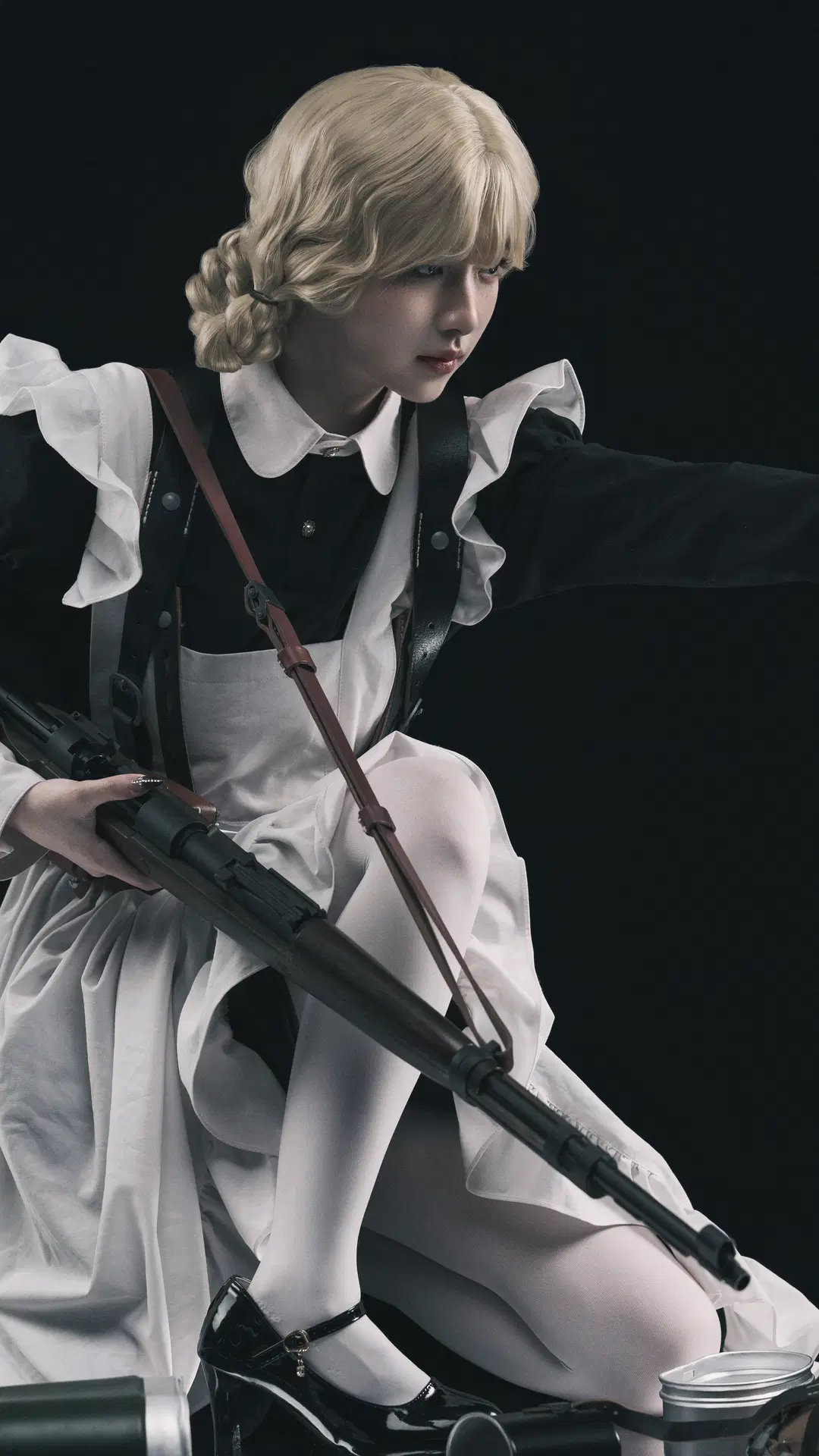Combat Maid Studio Portrait: The Ultimate Contrast Between Black Water and White Walls by 看！好吃的！ - Image 6