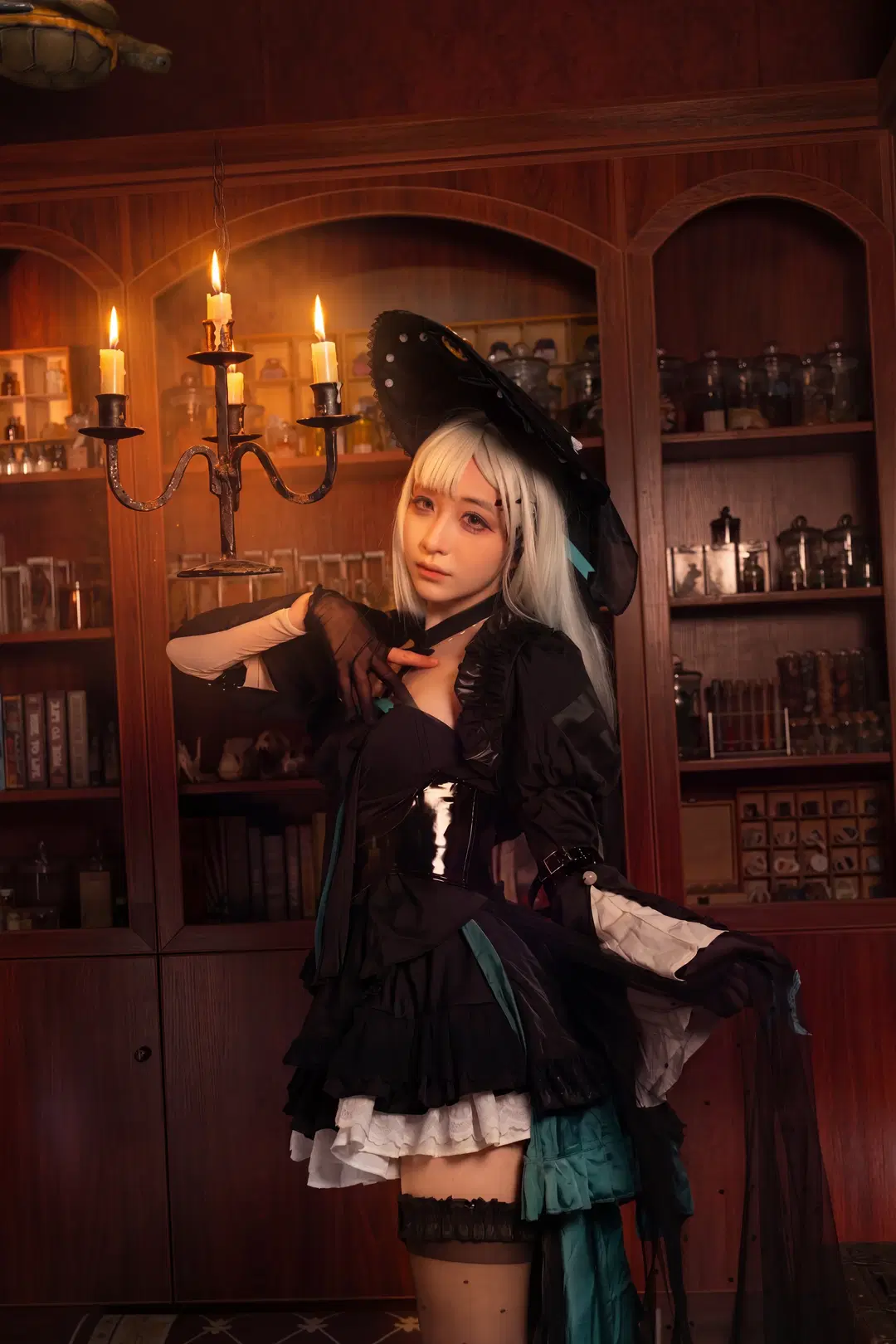 ゴシック風, アークナイツ, 黒ストッキング, 若葉睦コスプレ, アヴェムジカ