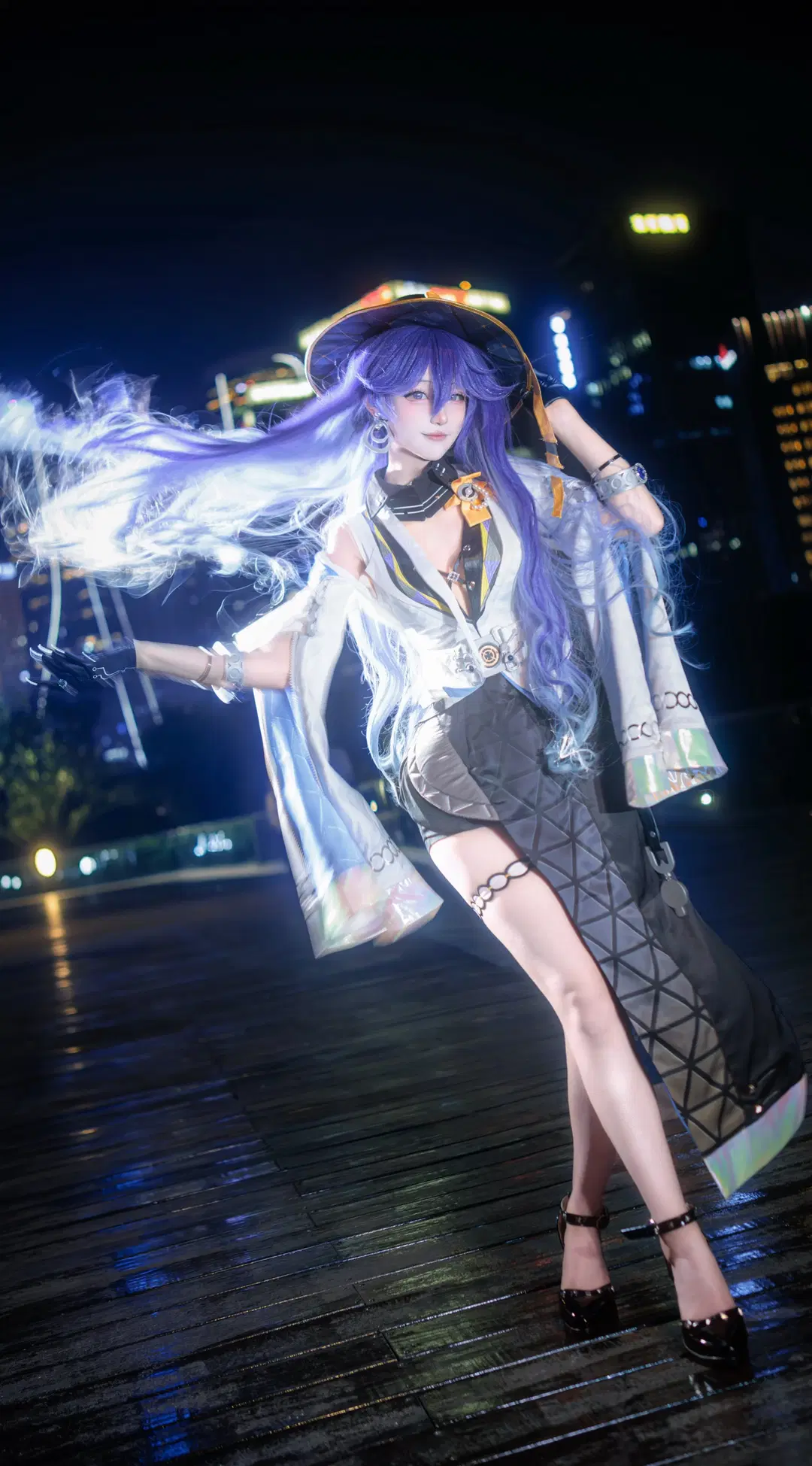 [Lucilla cosplay] Light and Shadow Records in the Night of Wuthering Waves by 在线只有5分钟 - Image 5