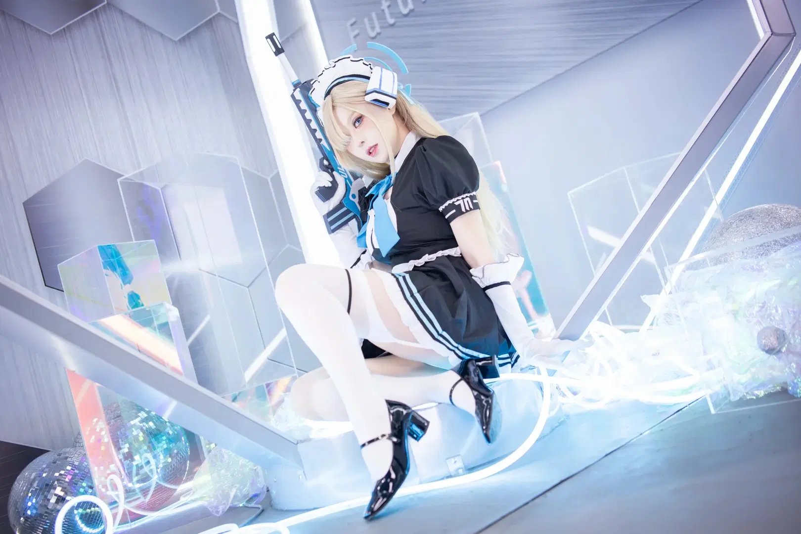 【Ichinose Asuna cosplay】Blue Archive Sci-Fi Maid Photoshoot Sharing by 在线只有5分钟 - Image 2