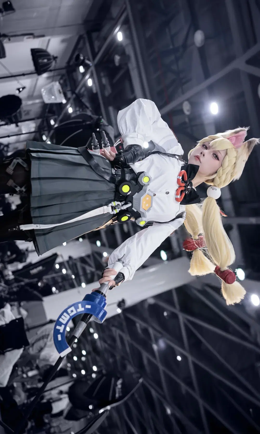 【アリス コスプレ】『ゼンレスゾーンゼロ』モノクロームの旋律を紡ぐイベント写真 - 在线只有5分钟 - 5枚目