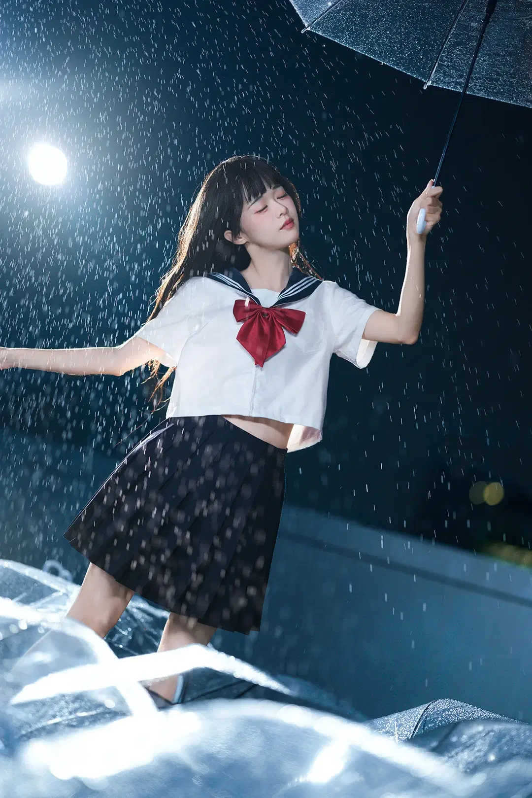 恋如雨止JK制服写真 雨中透明伞氛围感拉满 - 猫活150 - 第2张