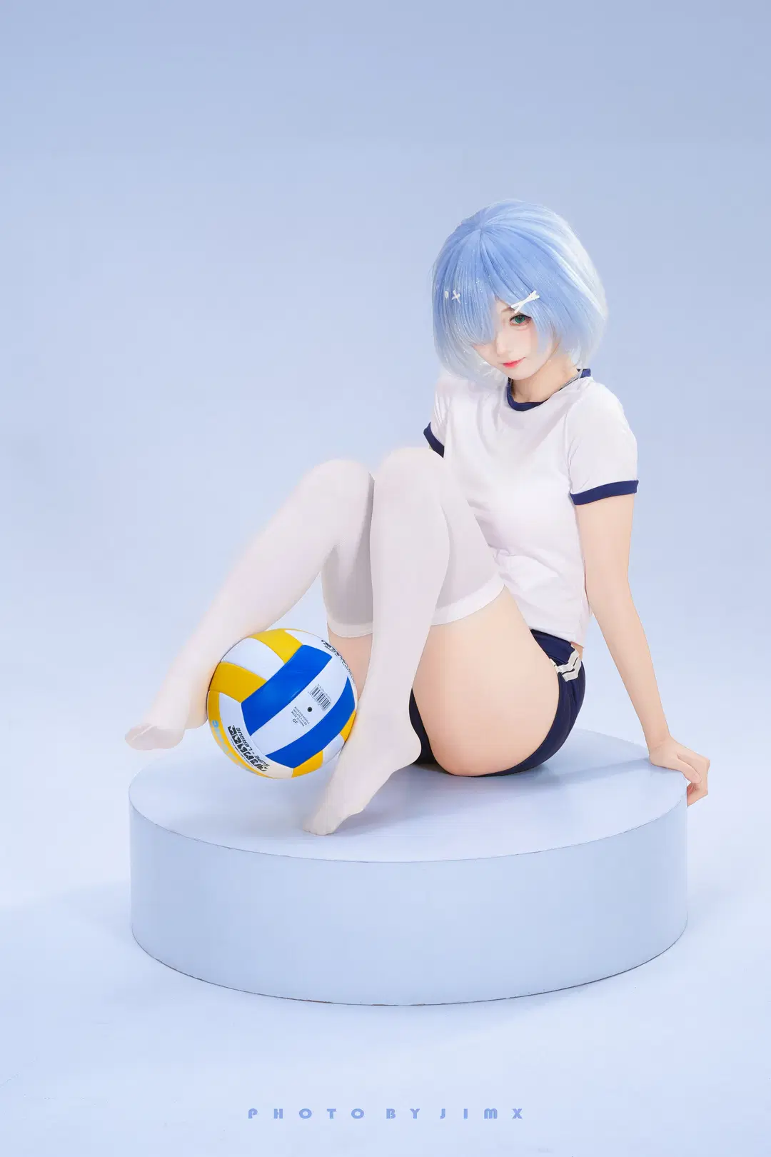 Rem Cosplay, White studio portrait, White over-the-knee socks, Volleyball uniform, Figure-style photography