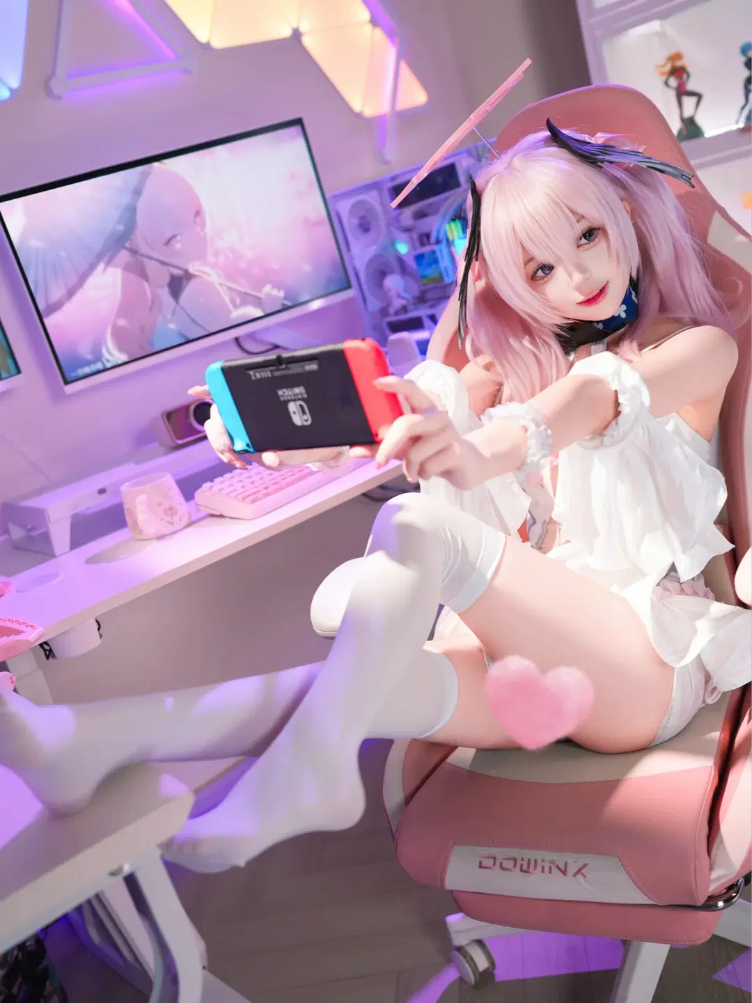 【下江小春cos】蔚藍檔案電競房打卡，粉色系桌搭分享 - 猫活150 - 第2張