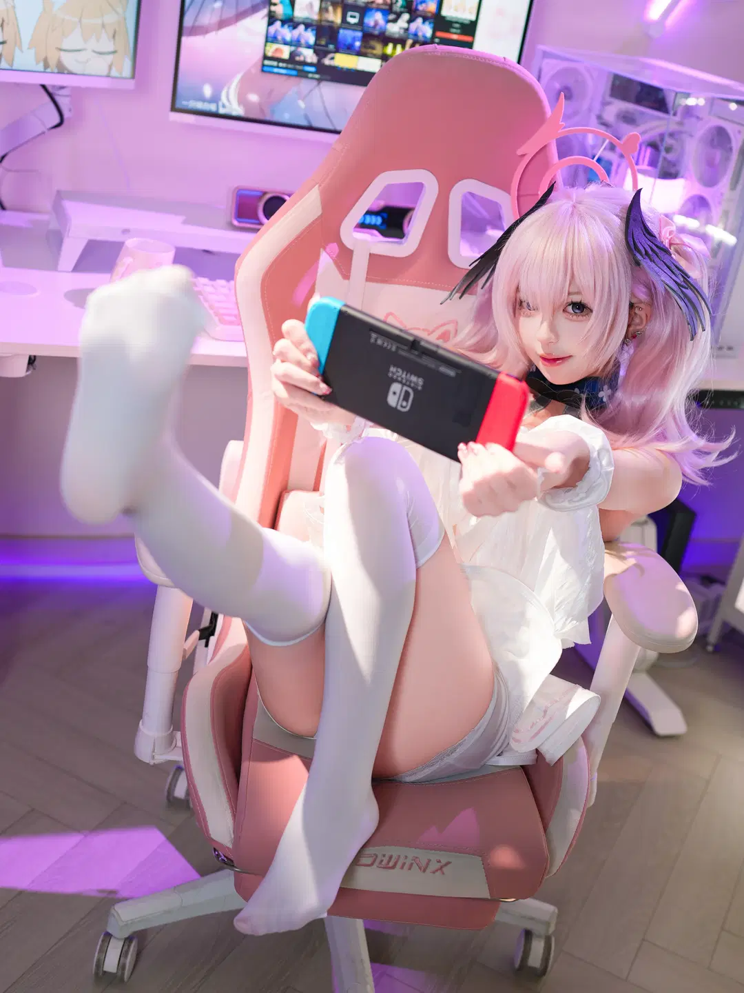 【下江小春cos】蔚藍檔案電競房打卡，粉色系桌搭分享 - 猫活150 - 第4張