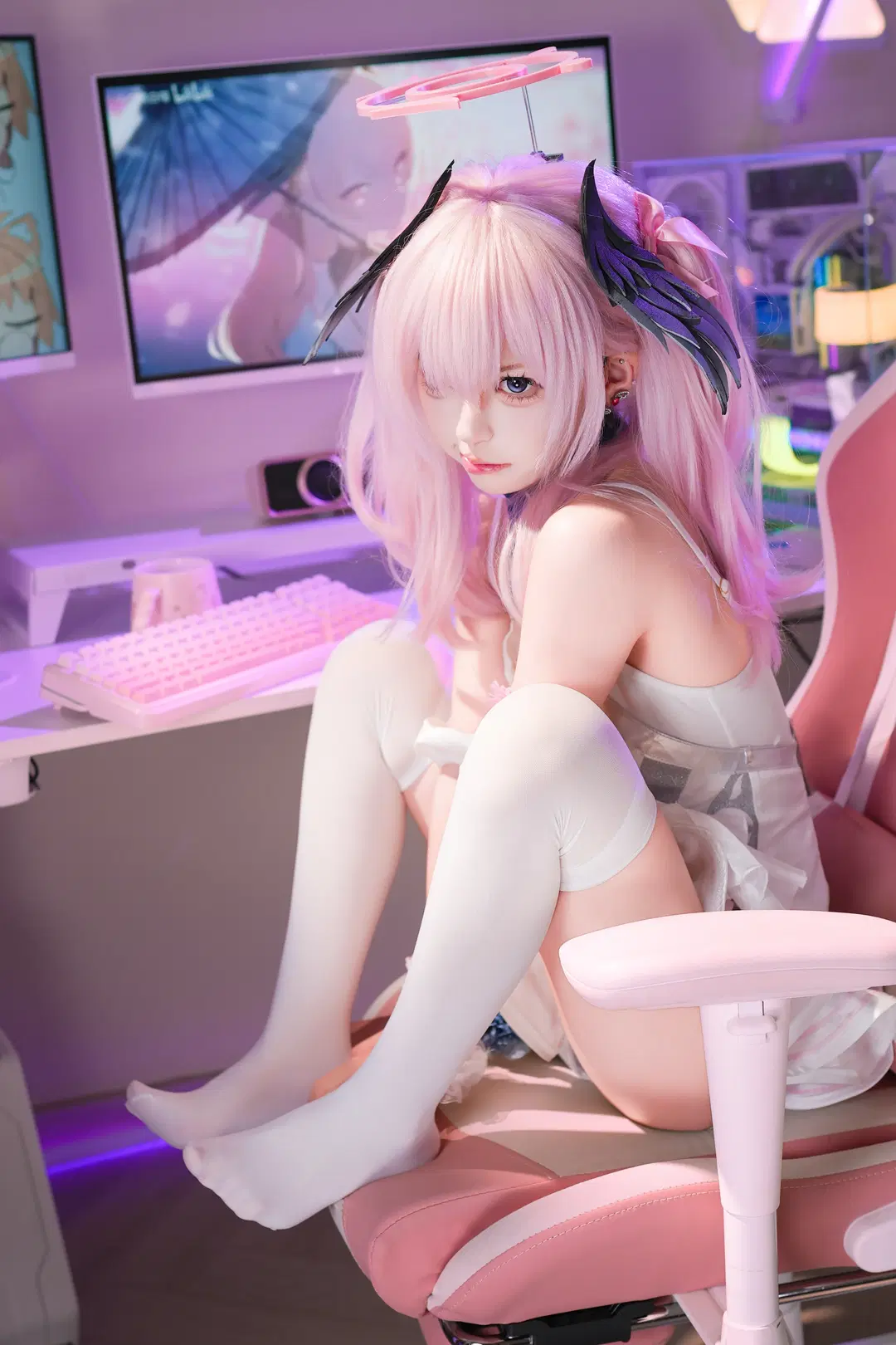 【下江小春cos】蔚藍檔案電競房打卡，粉色系桌搭分享 - 猫活150 - 第5張