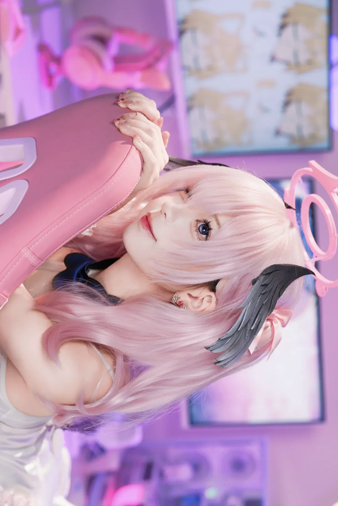 [Shimoe Koharu cosplay] Blue Archive Routine in a Pink Gaming Room by 猫活150 - Image 3
