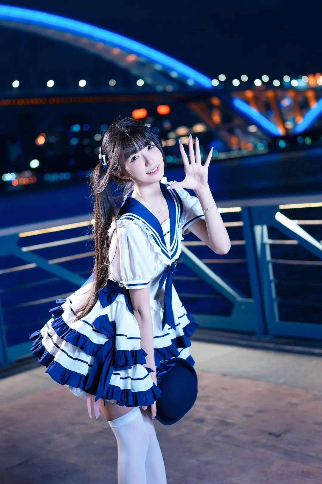 二次元少女, 双马尾穿搭, 海军风Lolita, 白丝控, 魔都夜景人像