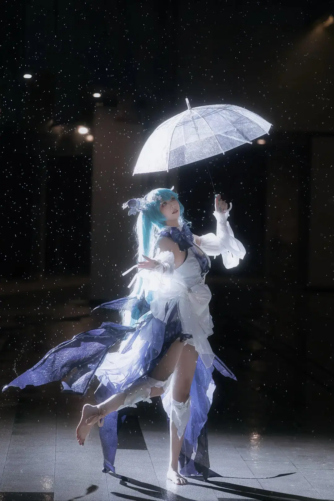 【初音未來cos】梅州漫展雨夜的初音未來予夢 - 鱼遇雨欲与雨语 - 第4張