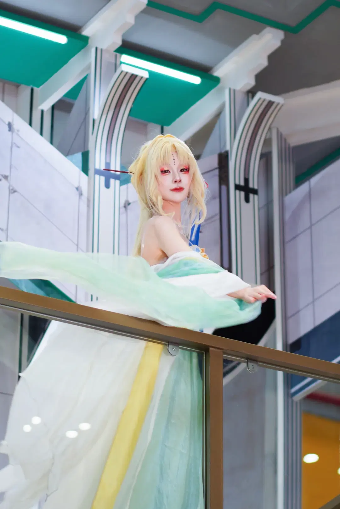 [Suisui cosplay] Wuthering Waves Chinese-Style Hanfu Looks Truly Ethereal at Bilibili World by 雷霆大屑绒 - Image 3