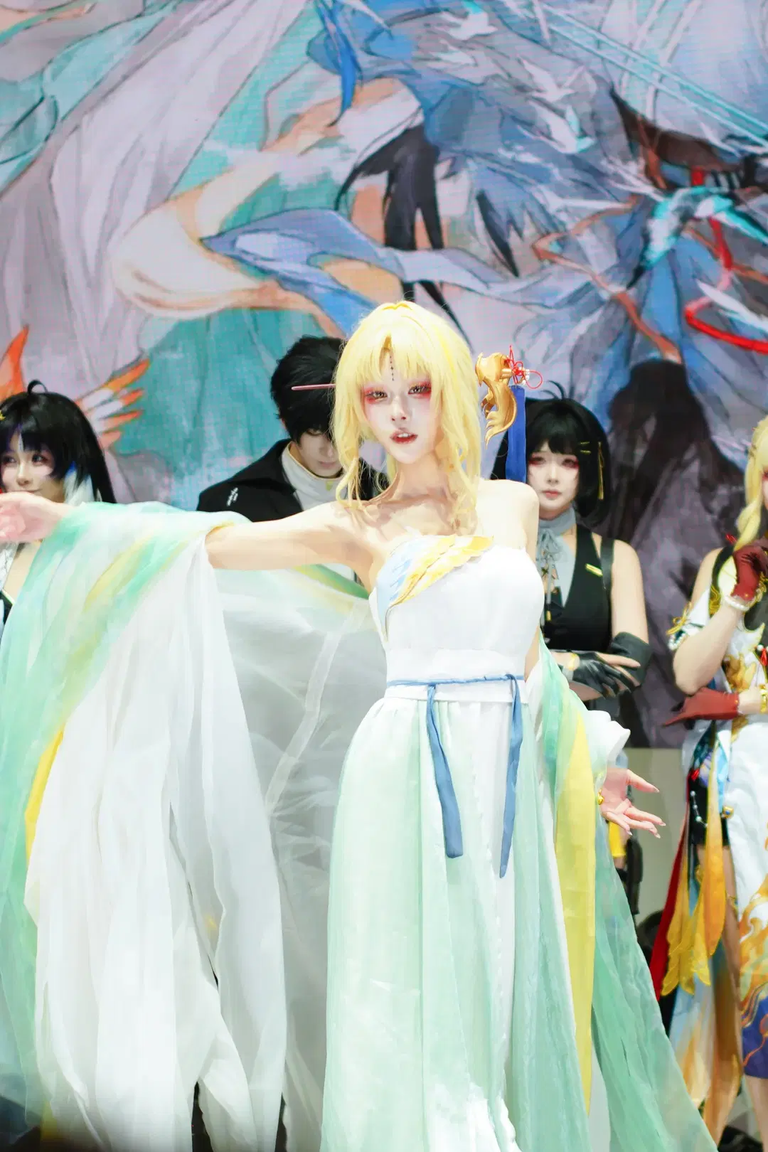 [Suisui cosplay] Wuthering Waves Chinese-Style Hanfu Looks Truly Ethereal at Bilibili World by 雷霆大屑绒 - Image 7