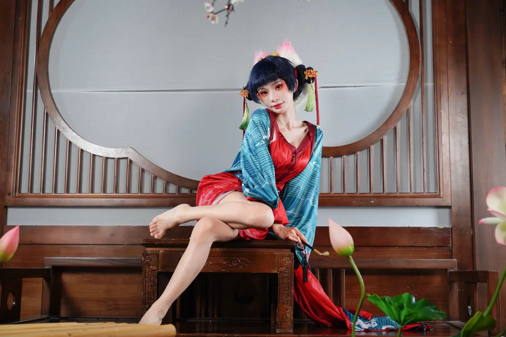 【宝青坊主コスプレ】赤と青の中華風装束が紡ぐ気だるげな神秘美 - 一棵屑松 - 3枚目