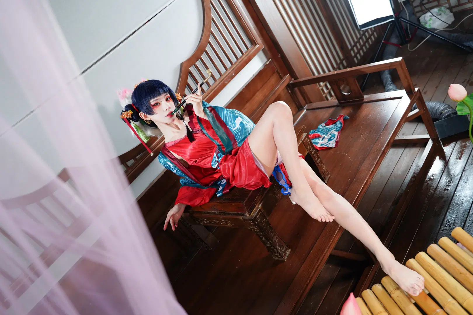 【宝青坊主コスプレ】赤と青の中華風装束が紡ぐ気だるげな神秘美 - 一棵屑松 - 5枚目