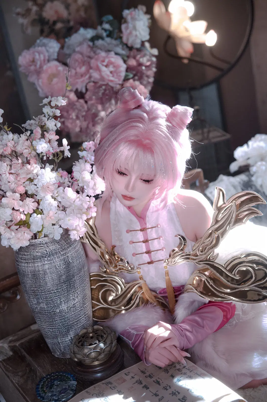 [Chang'e cosplay] Honor of Kings: Thoughts on Resisting Frost, Blooming Season Is Our Promise by 企鹅泡澡 - Image 3