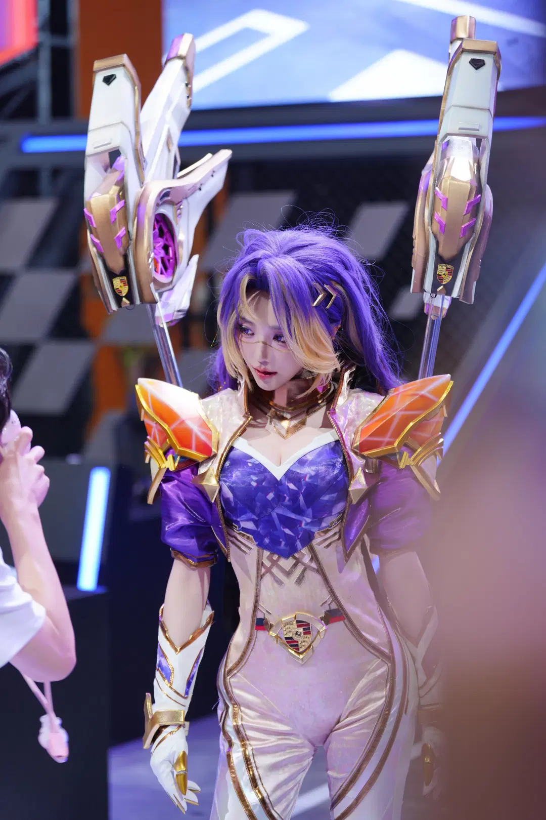 [Kai'Sa cosplay] League of Legends: Wild Rift Mecha Suit and a Disastrous Stage Start by 奕宁 - Image 2