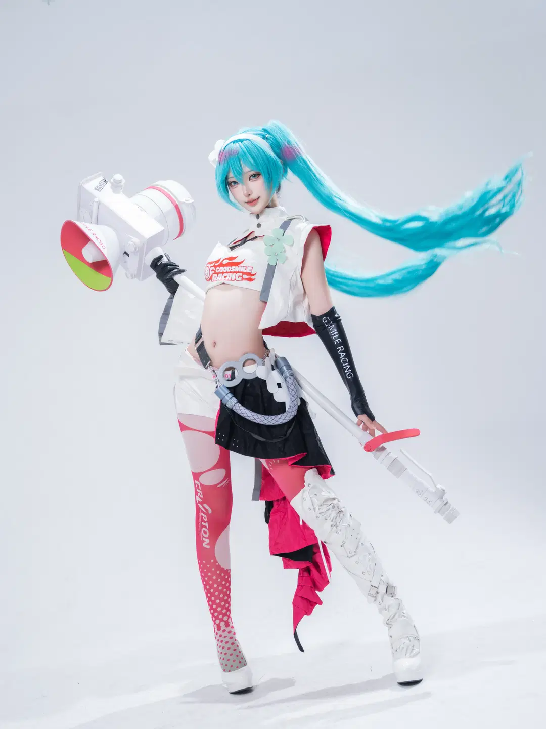 【初音未来cos】白棚里的赛车风初音，大喇叭和不对称裙摆太酷了 - 北京摄影-卡尔 - 第3张