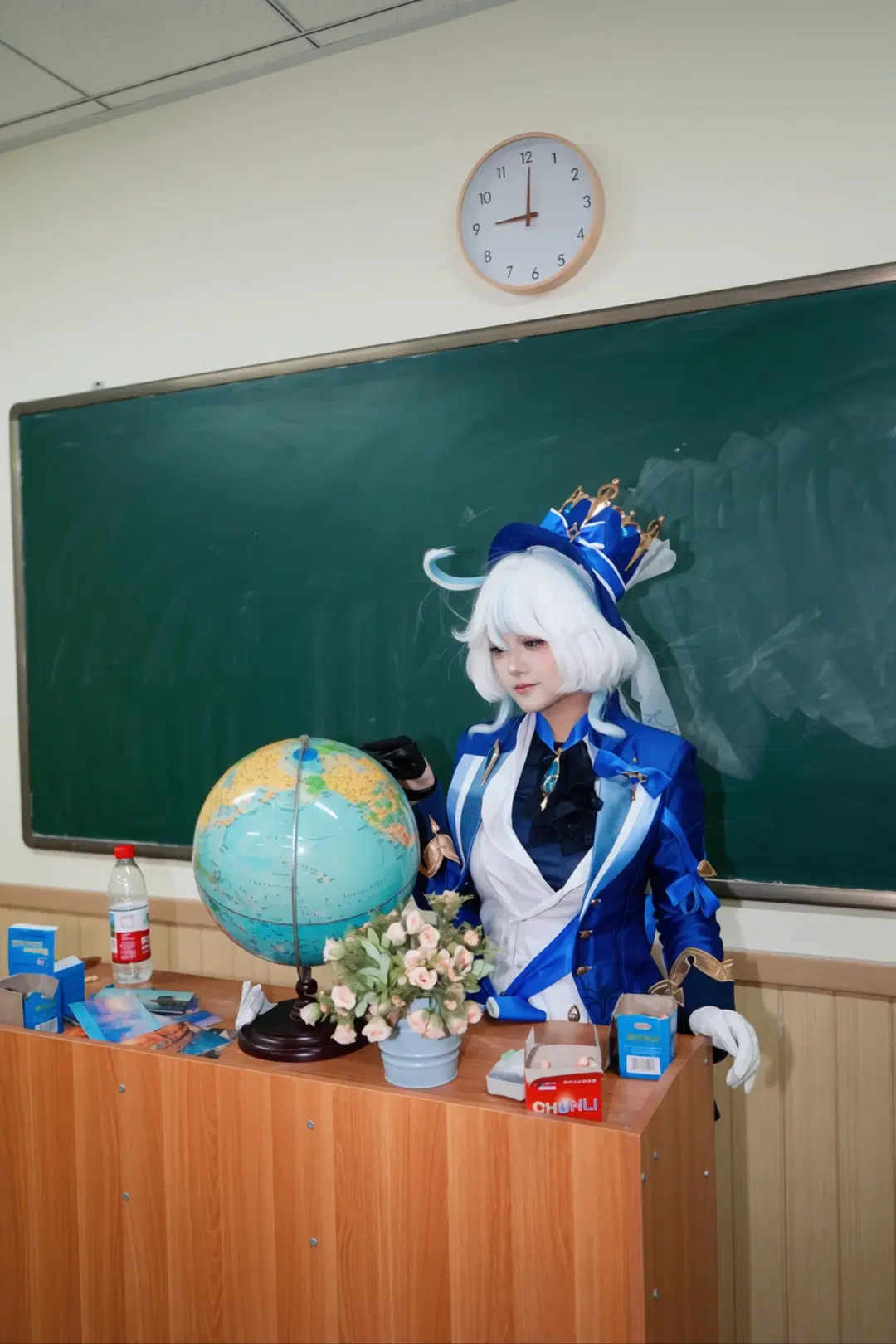 【芙宁娜cos】原神芙芙驾到，准备上课 - 小空 豫痛组 - 第5张