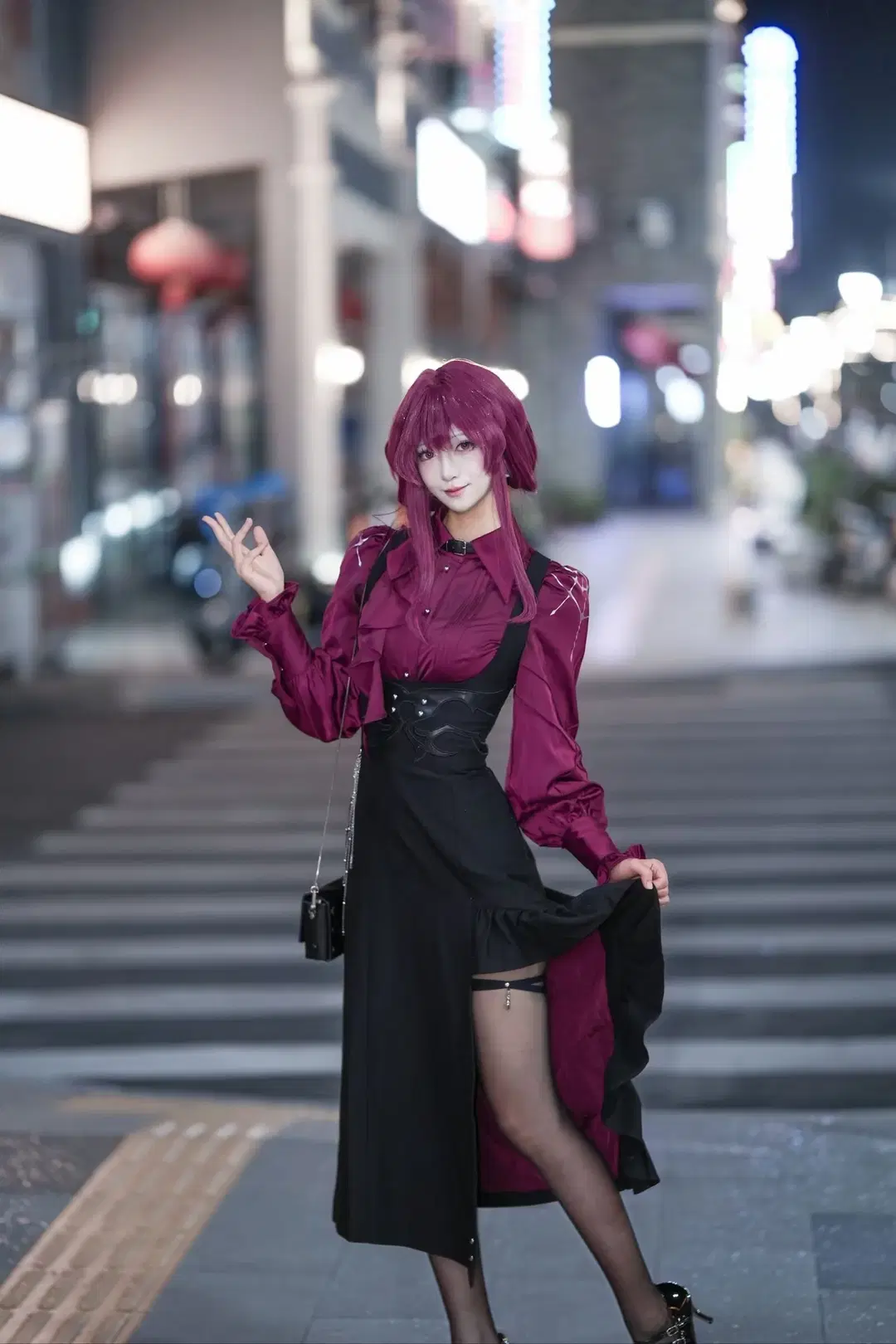 崩坏星穹铁道, 卡芙卡cos, 夜景外景, 私服穿搭, 丝袜