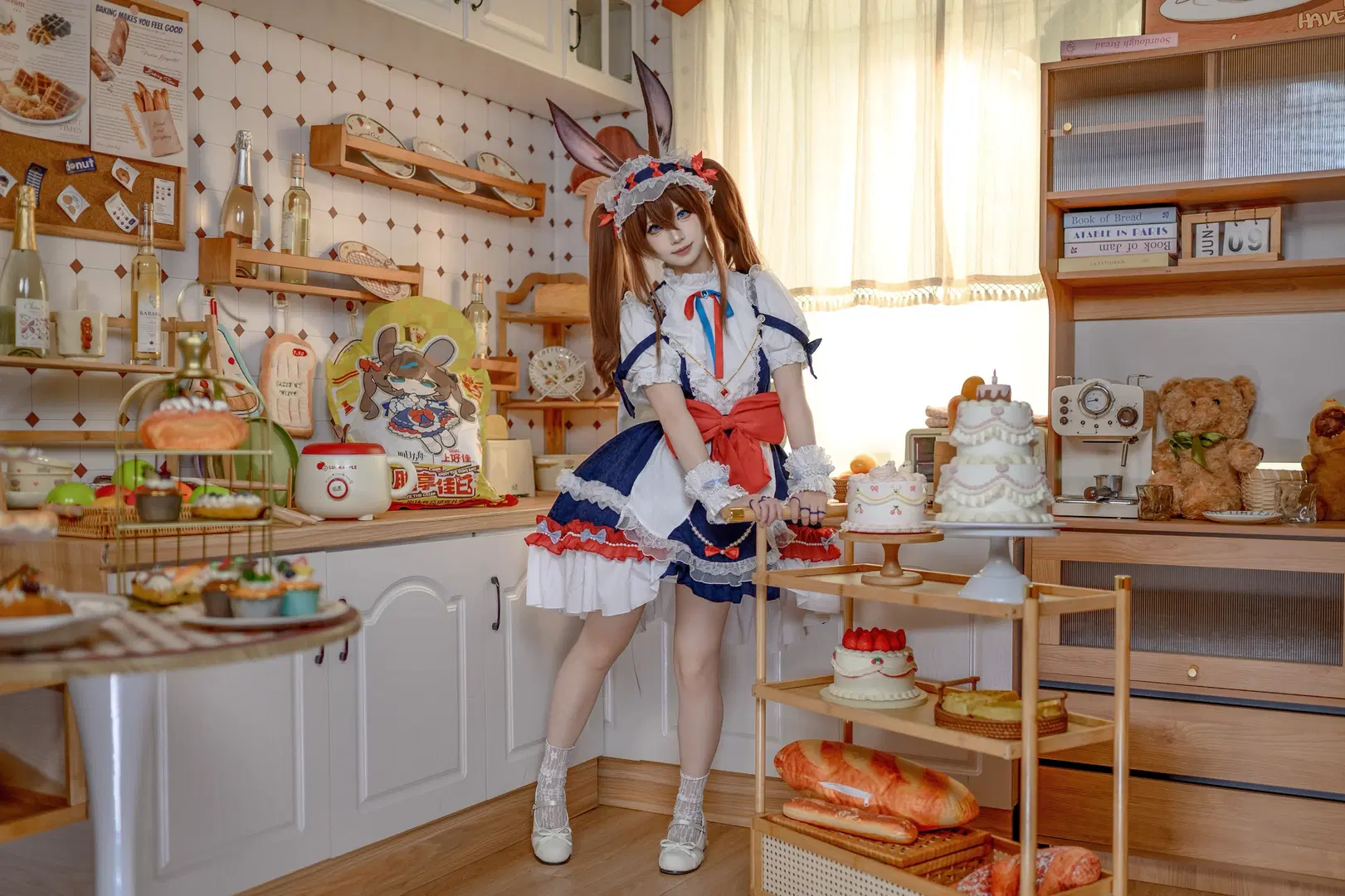 [Amiya cosplay] Arknights Bunny maid Baking Kitchen Diary by 面包 - Image 12
