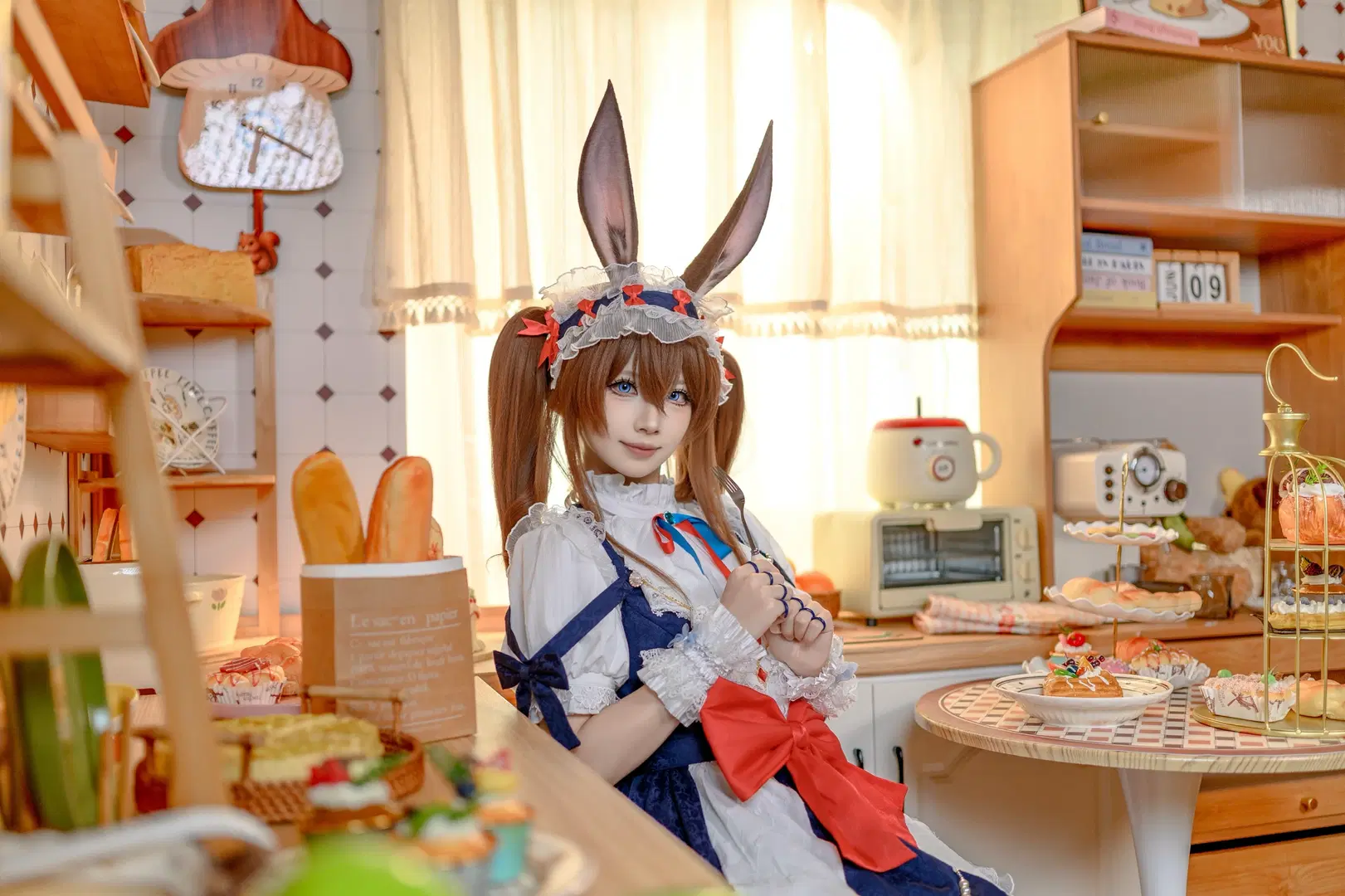 [Amiya cosplay] Arknights Bunny maid Baking Kitchen Diary by 面包 - Image 2