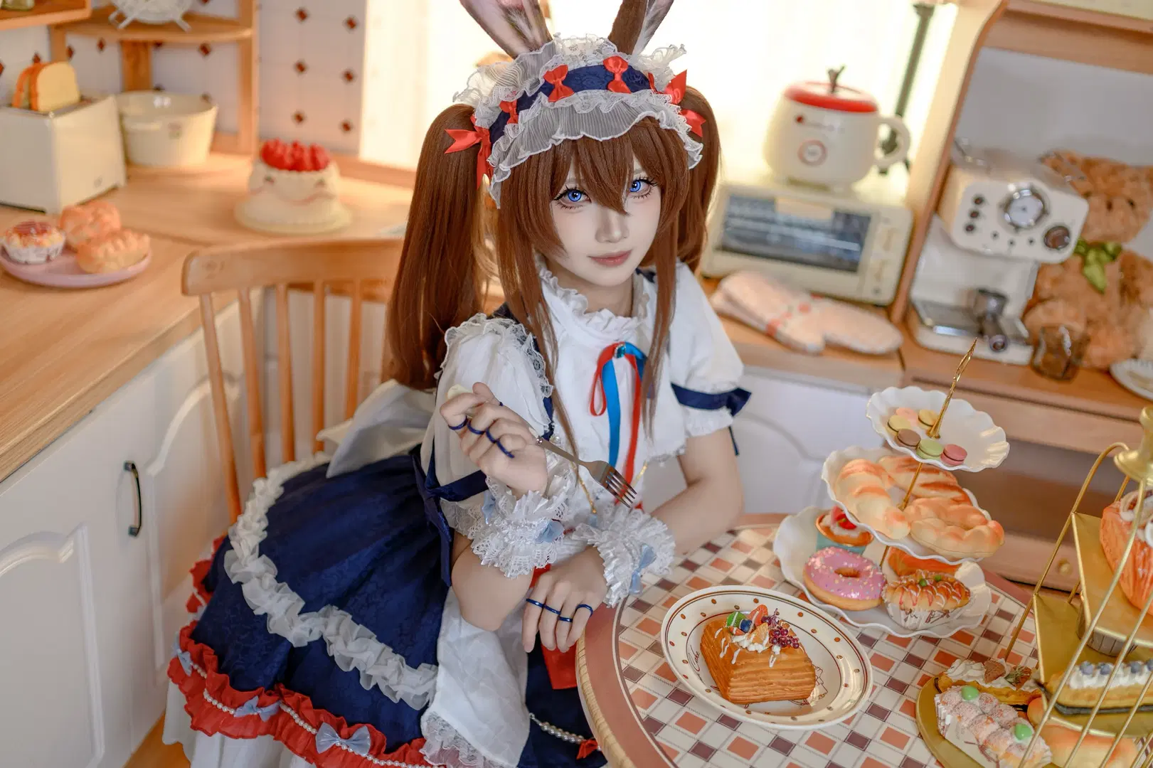 [Amiya cosplay] Arknights Bunny maid Baking Kitchen Diary by 面包 - Image 4
