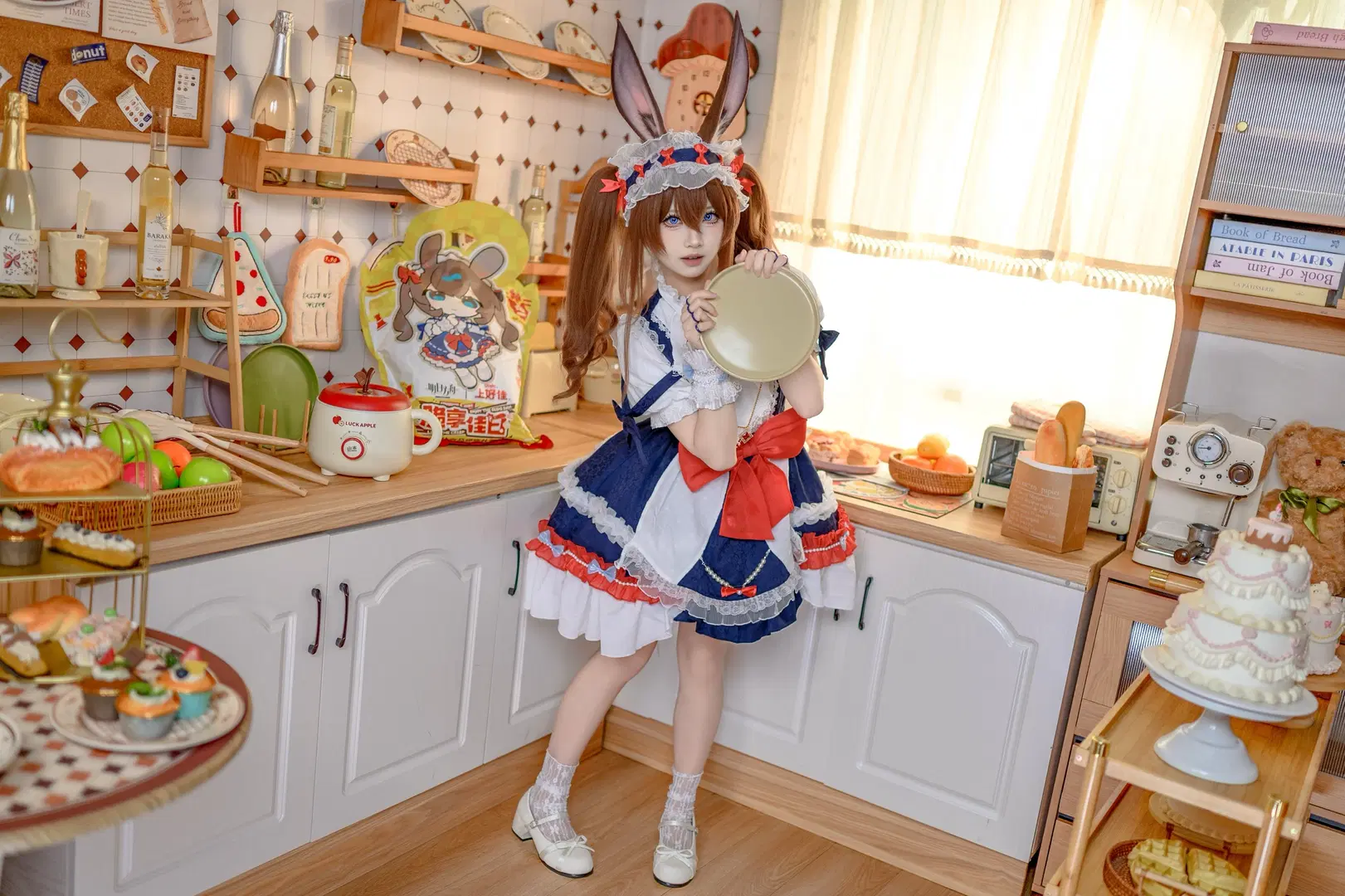 [Amiya cosplay] Arknights Bunny maid Baking Kitchen Diary by 面包 - Image 8