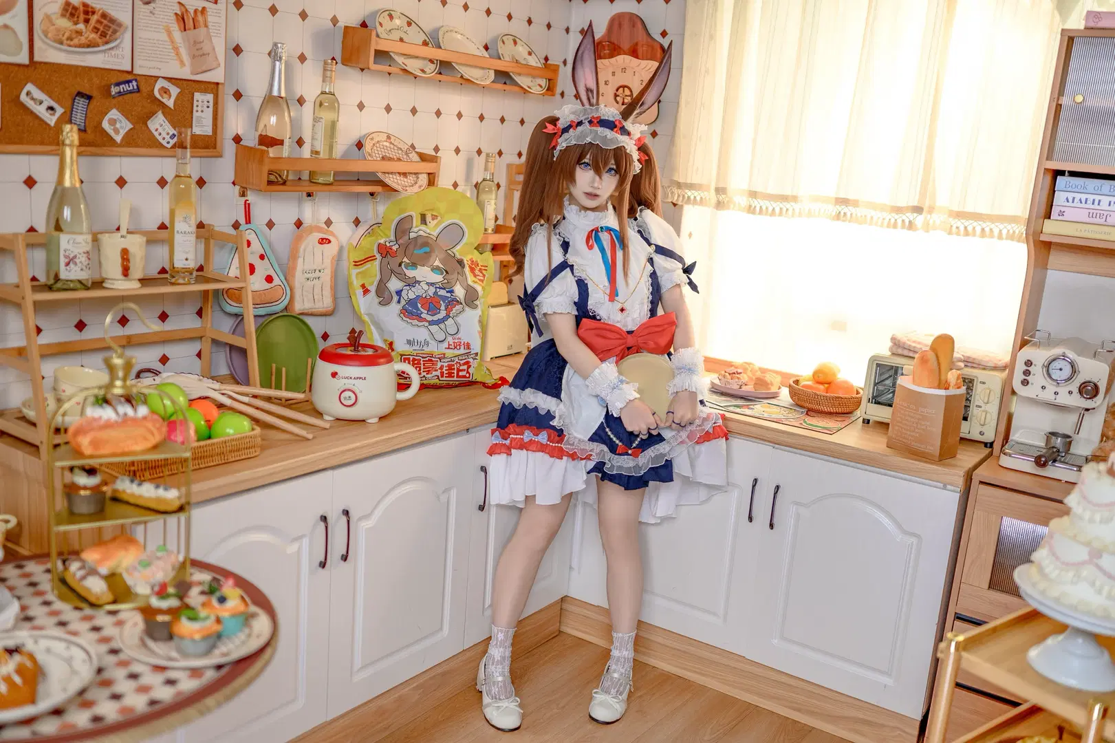 [Amiya cosplay] Arknights Bunny maid Baking Kitchen Diary by 面包 - Image 9