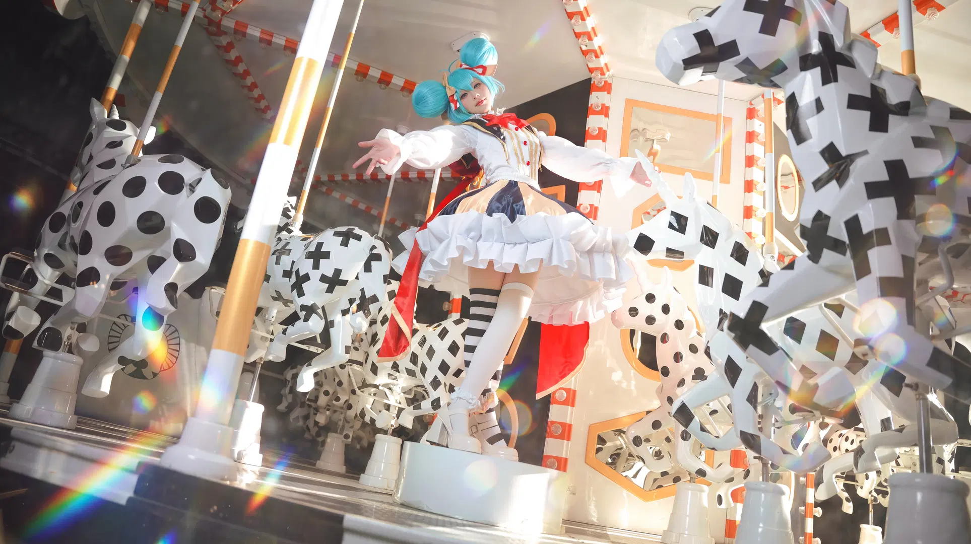 [Hatsune Miku cosplay] 2D Carnival on the Merry-go-round by 丿蒸蒸鱼 - Image 2