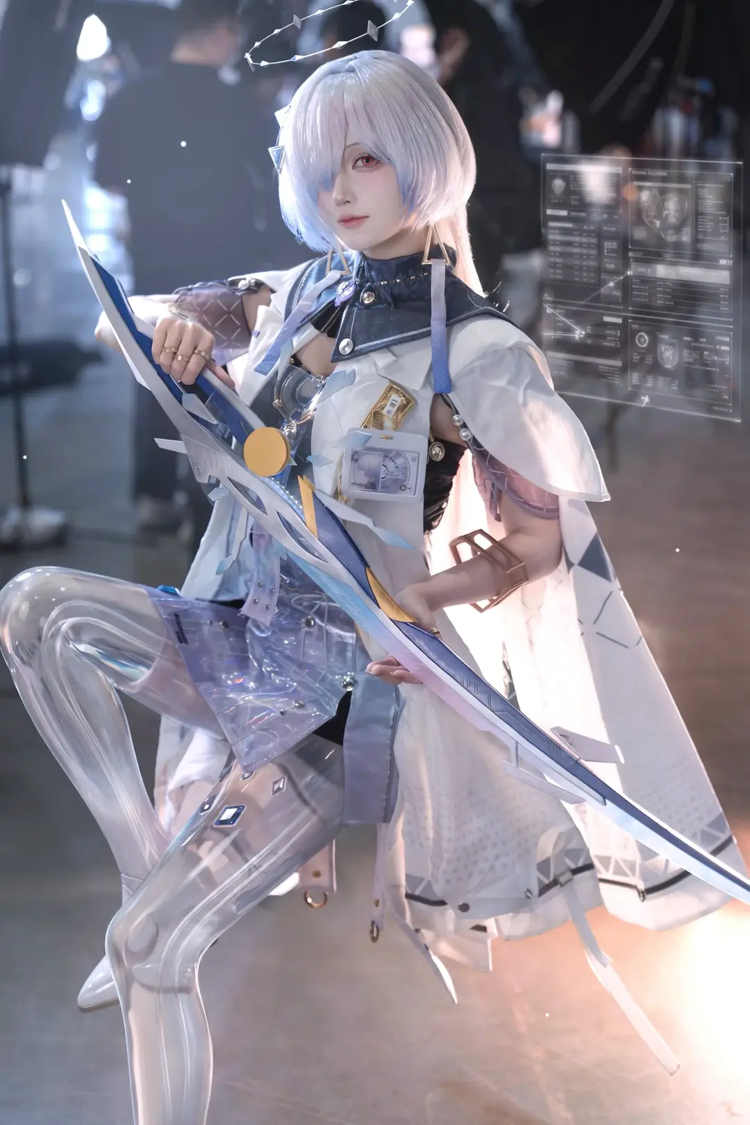 鸣潮, 二次元cosplay, 莫宁cos, 银发cos, 未来科技风cos - 第1张