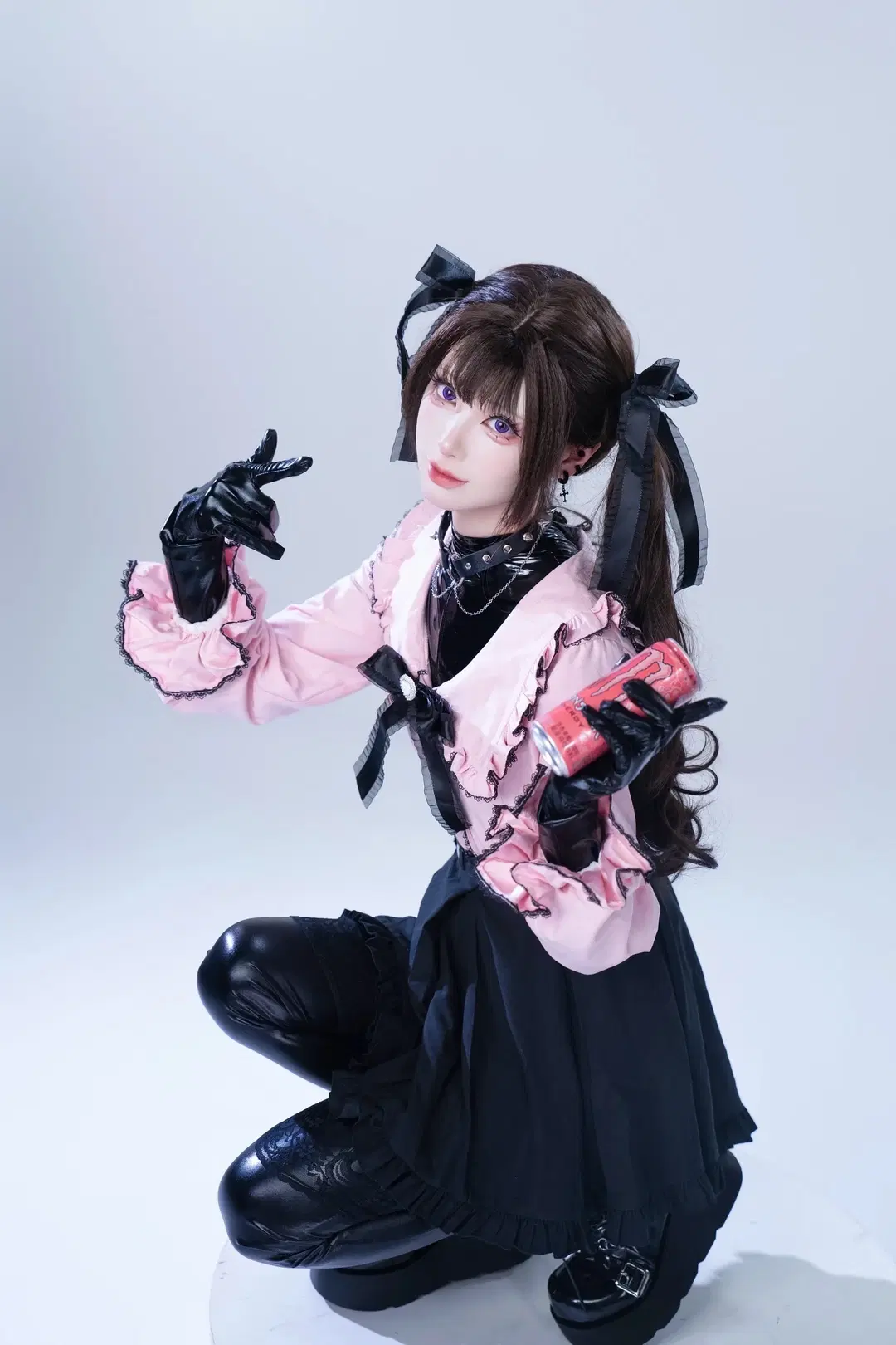 【Kurokawa Miu cosplay】Mass-Produced Latex Suit in Size S: How to Fix Thigh Creasing? by K_shiki - Image 2