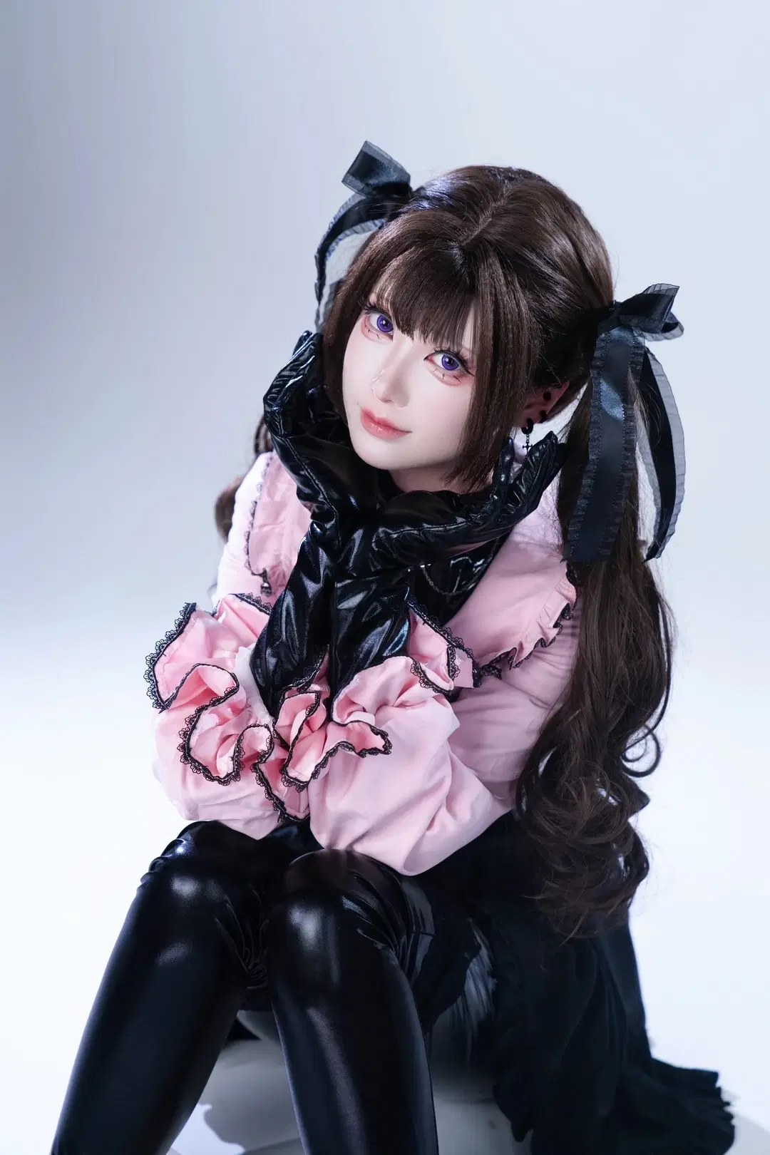 【Kurokawa Miu cosplay】Mass-Produced Latex Suit in Size S: How to Fix Thigh Creasing? by K_shiki - Image 3
