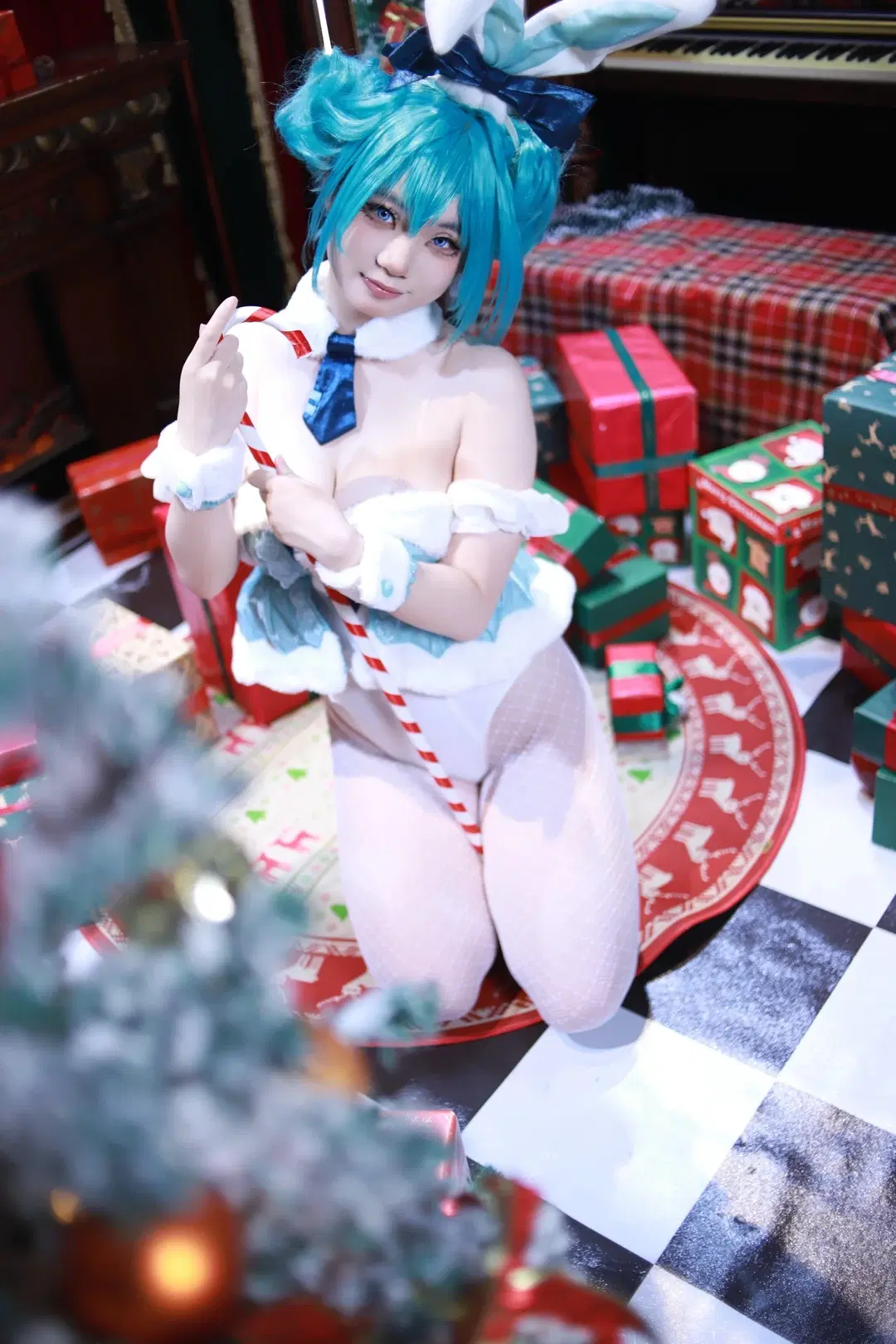 【初音ミクコスプレ】クリスマスバニーガールと白ストッキング×キャンディケインの甘い一撃 - 邪恶的哥布林 - 3枚目