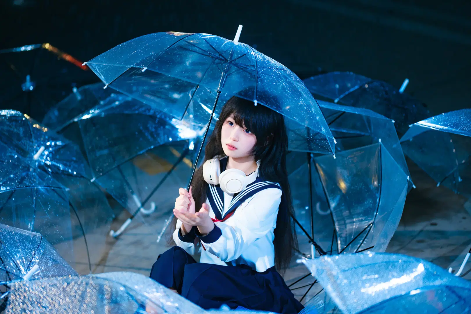 Rainy Night Rooftop Sailor Suit Moody Portrait Photography by 幻影消失 - Image 6