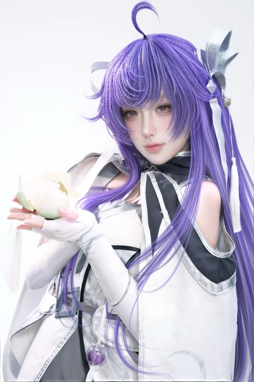 [Xishi cosplay] Dynamic White Studio Poses for My Signature Hero in Honor of Kings by 宅宅平 - Image 2