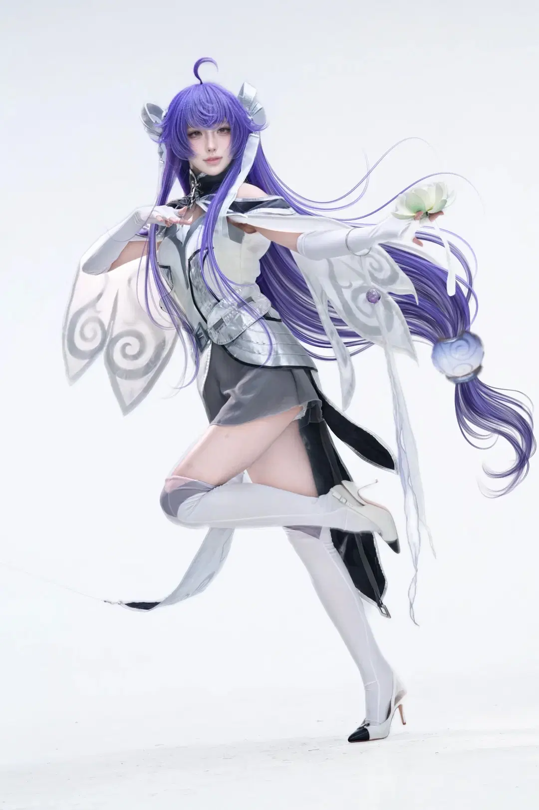 [Xishi cosplay] Dynamic White Studio Poses for My Signature Hero in Honor of Kings by 宅宅平 - Image 4