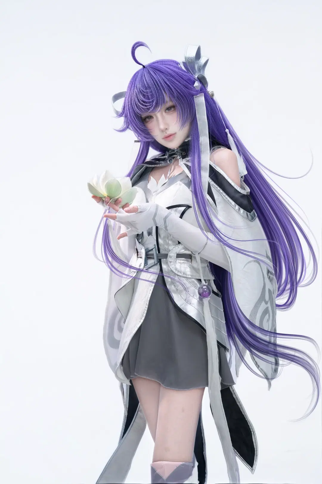 [Xishi cosplay] Dynamic White Studio Poses for My Signature Hero in Honor of Kings by 宅宅平 - Image 7