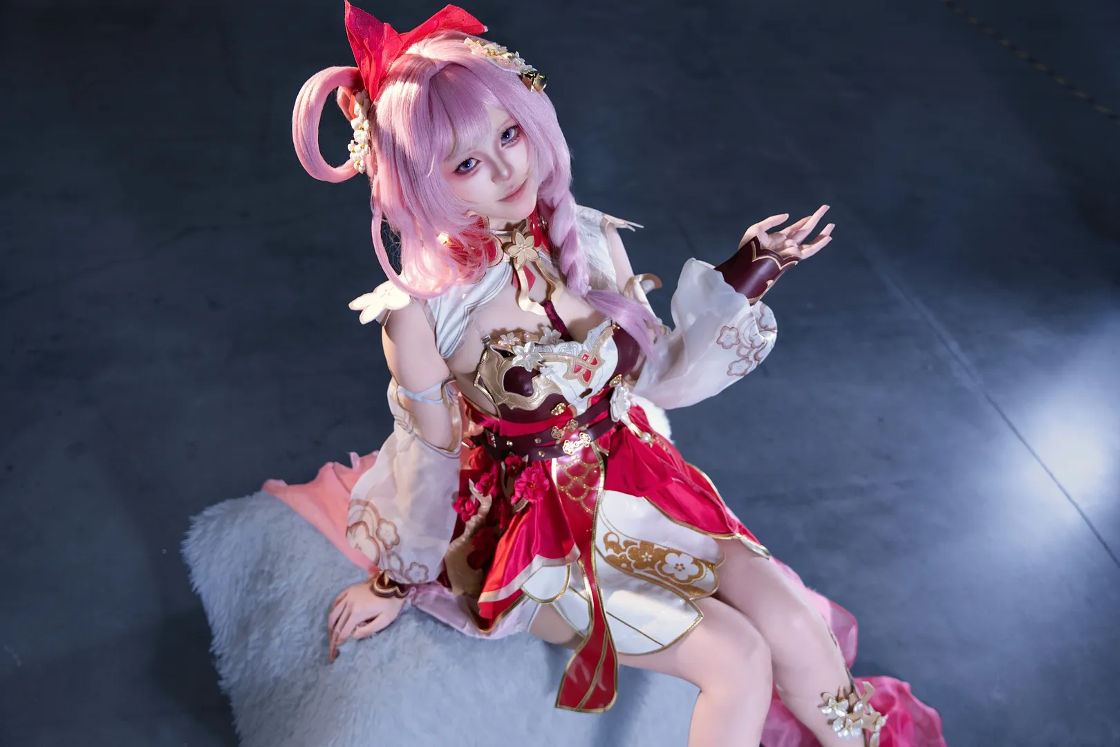 爱莉希雅cos, 棚拍, cosplay摄影, 粉发cos, 春好桃夭cos - 第4张