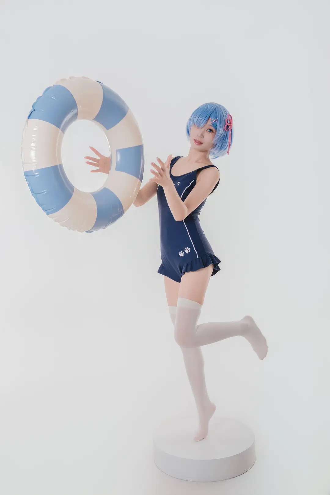 レム コスプレ, Re:ゼロから始める異世界生活, 白ストッキング, スクール水着, コスプレ撮影