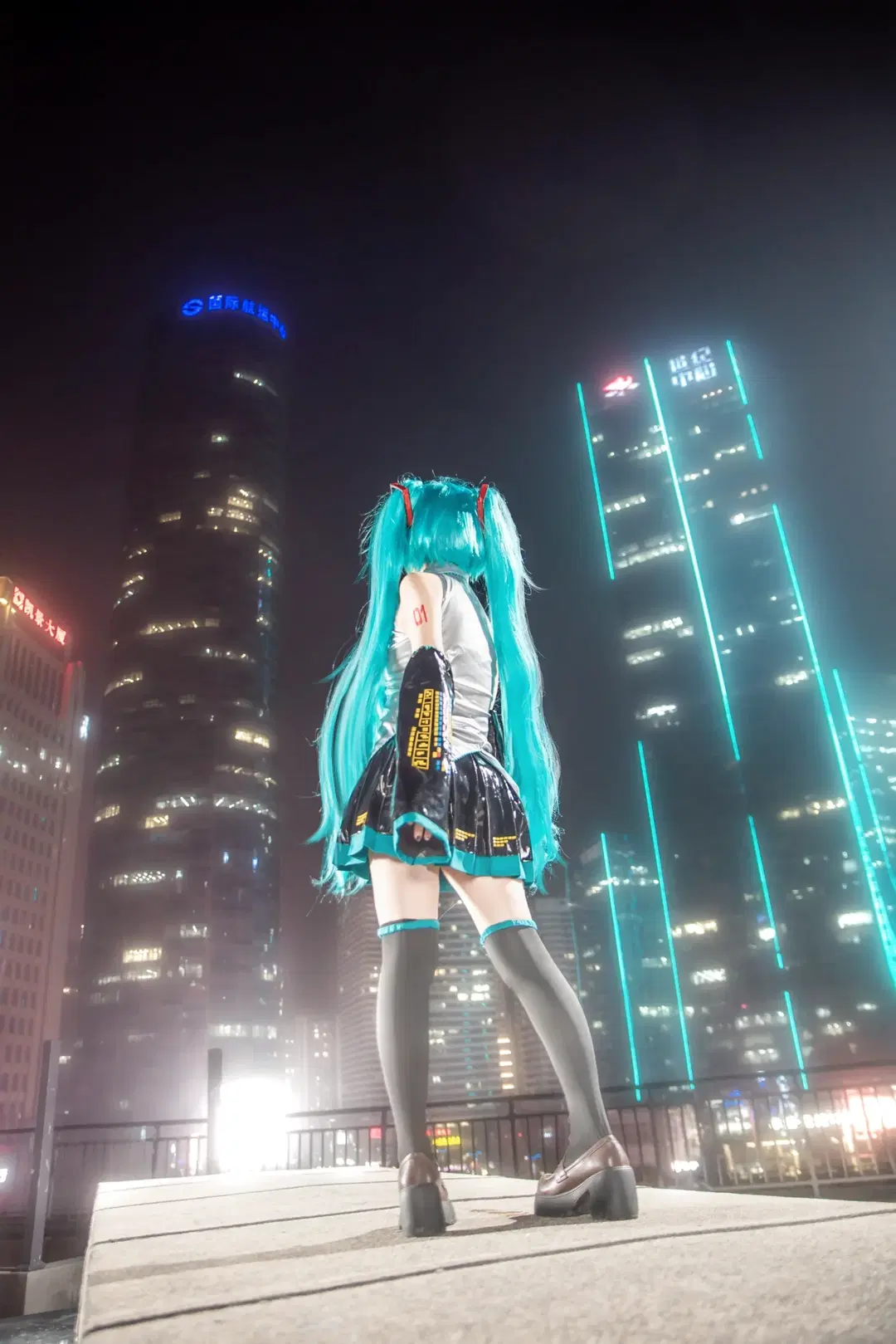 【初音未來cos】青島夜景下的初音未來公式服拍攝記錄 - mile7758 - 第2張