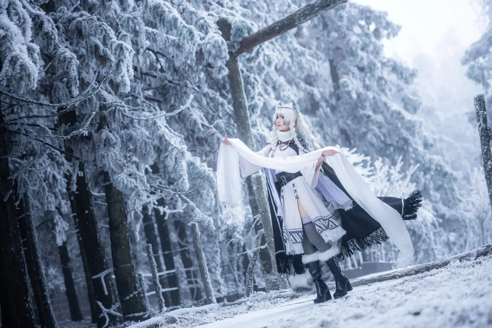 [First Snow cosplay] Arknights Kjerag's Pramanix: Chongqing Snow Scenery Was Incredible by mile7758 - Image 7
