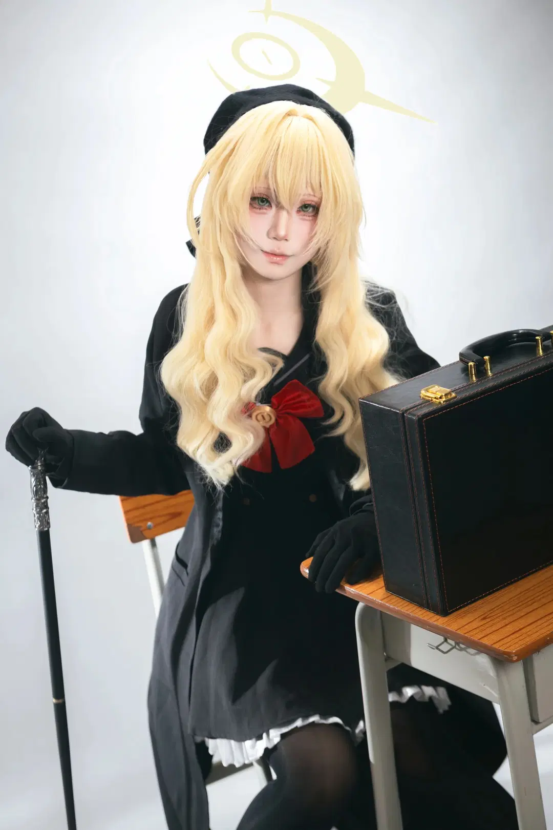 【ニヤニヤ教授 コスプレ】ブルーアーカイブの教授が白ホリにチェックイン - Govcz小法师XiYi - 6枚目